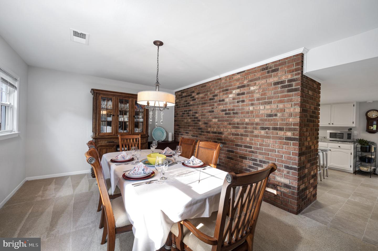 1035 Aquia Dr