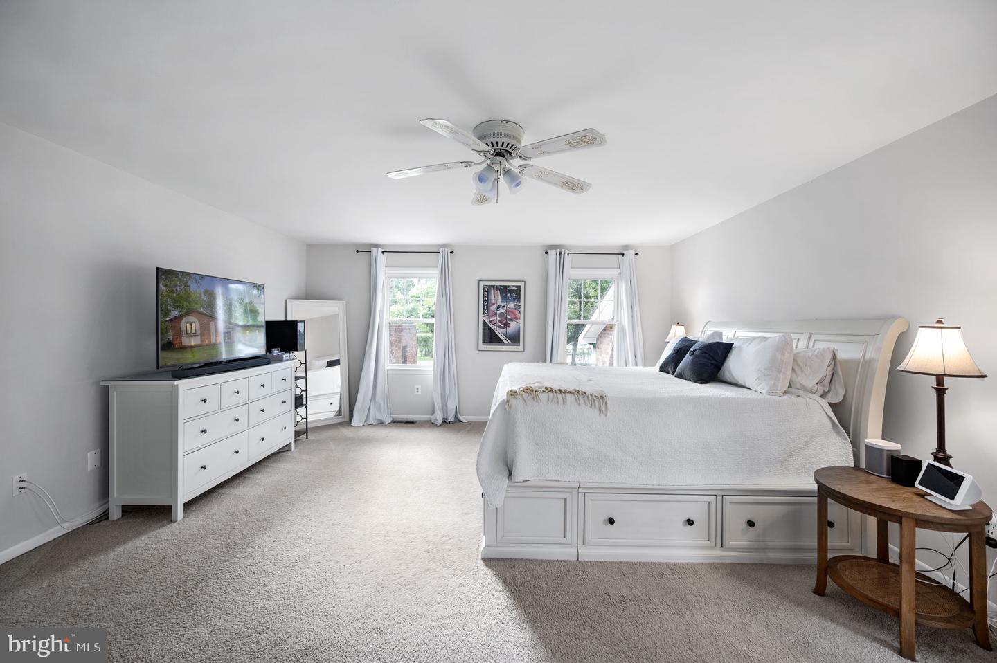 1035 Aquia Dr