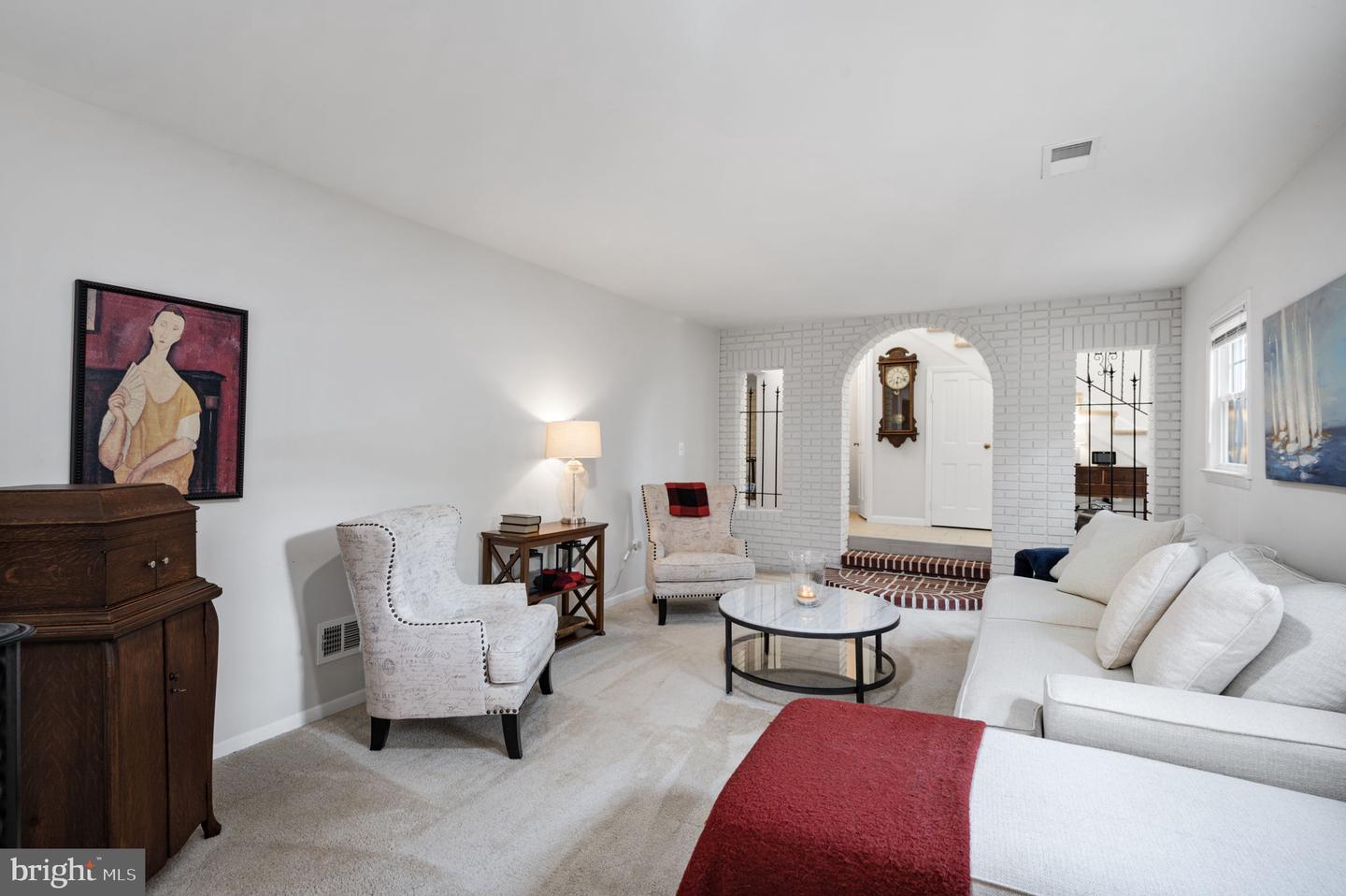 1035 Aquia Dr