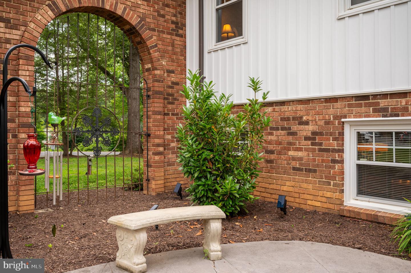 1035 Aquia Dr