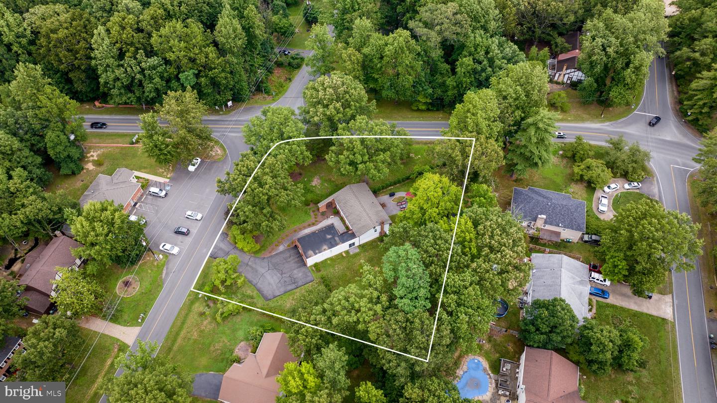 1035 Aquia Dr