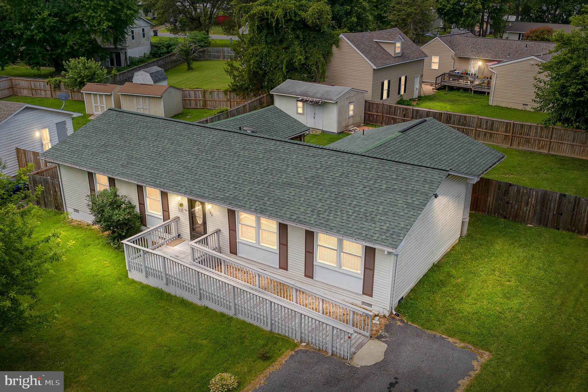 210 Oak Grove Ln