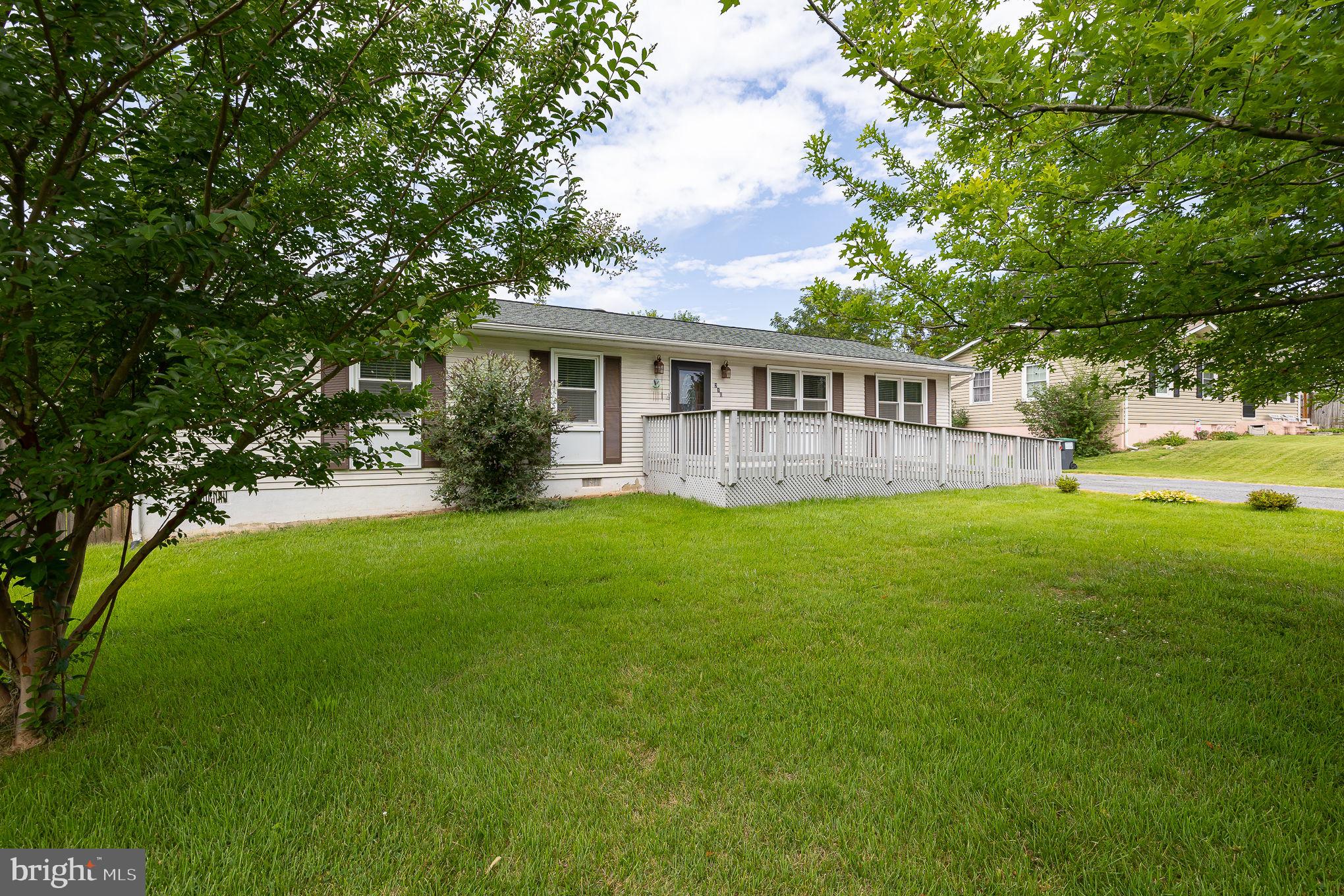 210 Oak Grove Ln
