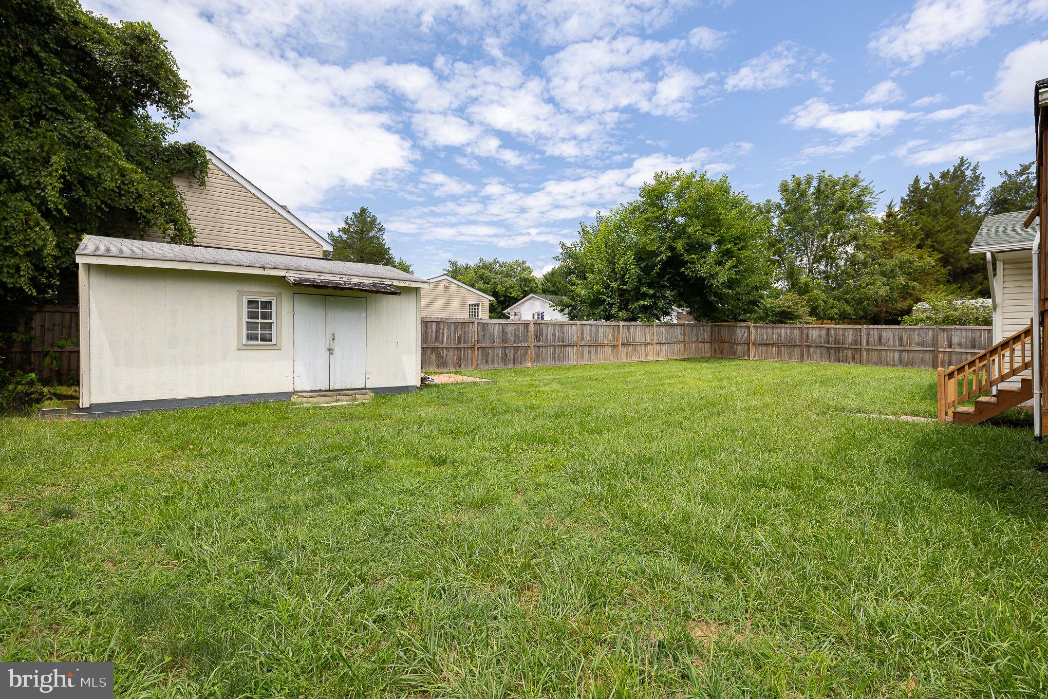 210 Oak Grove Ln