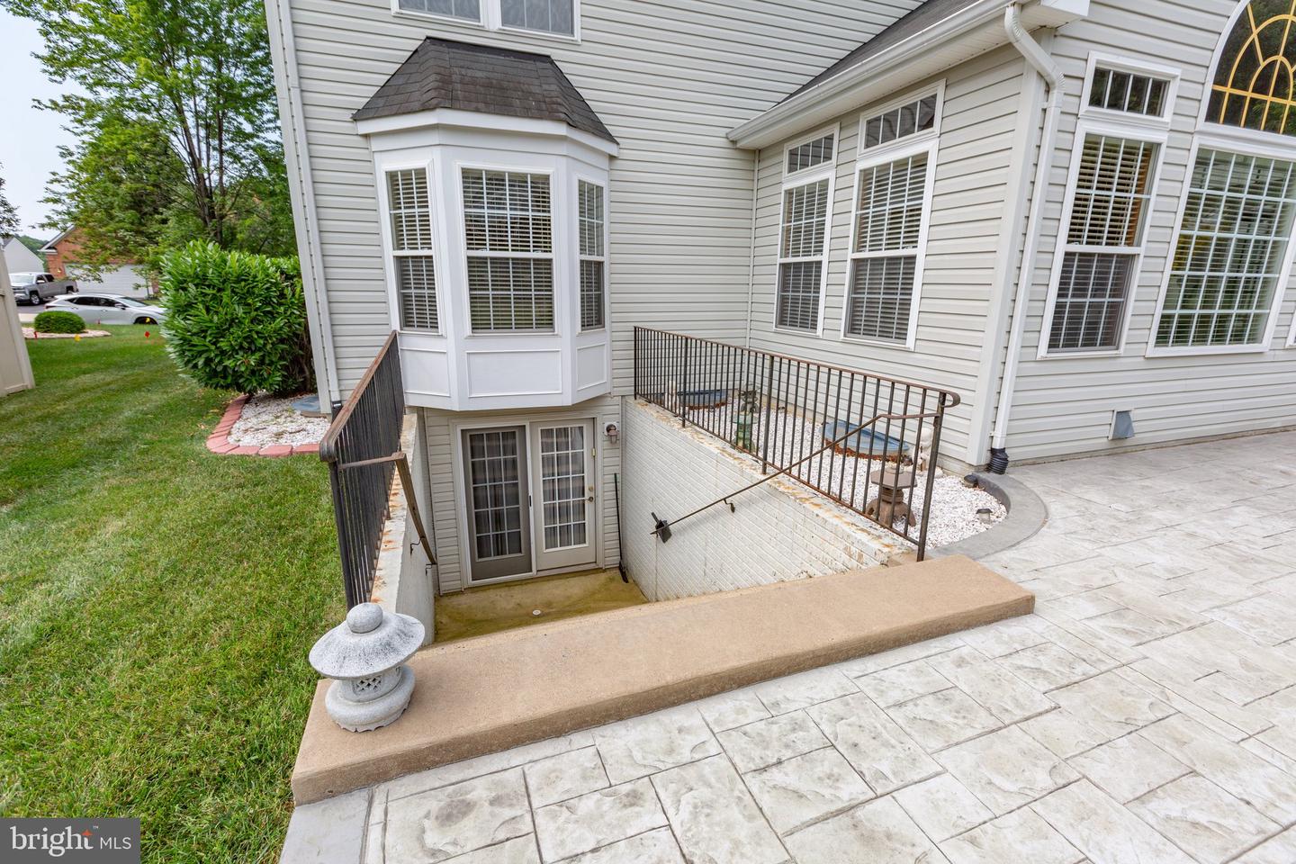 26 Bruce St