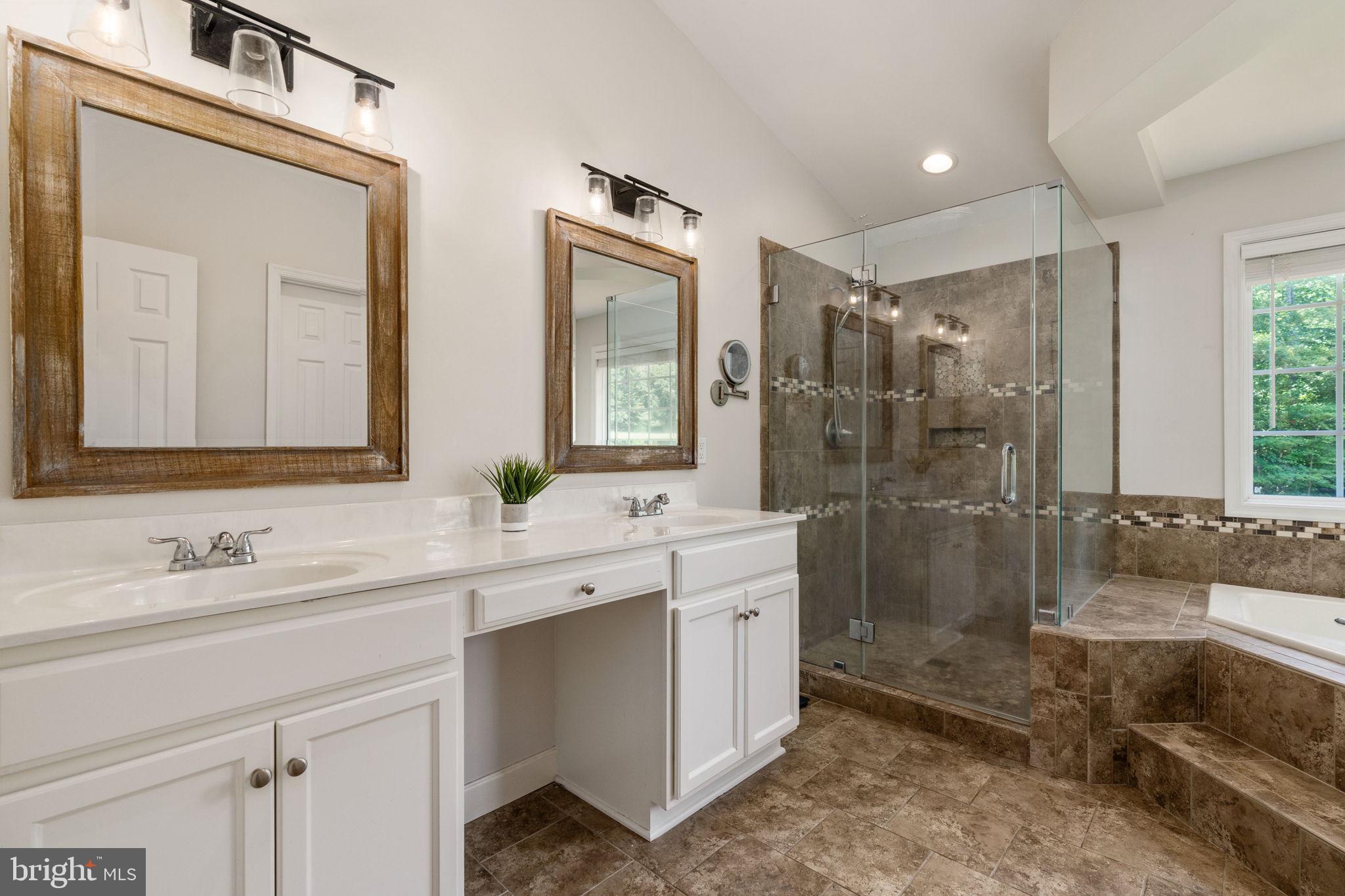 3545 Grouse Pointe Dr