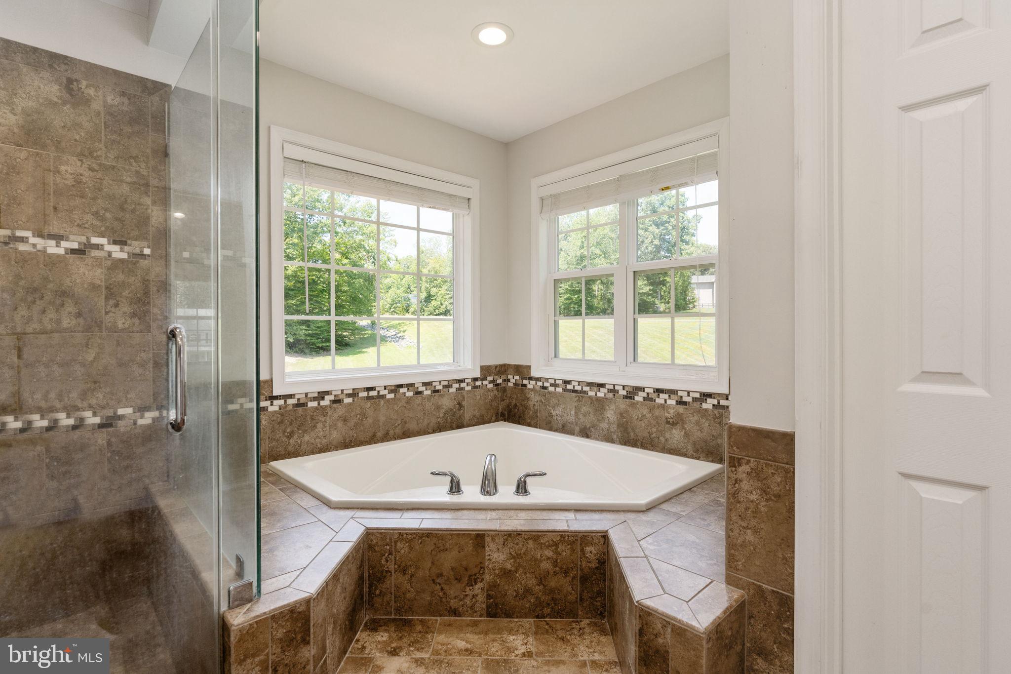 3545 Grouse Pointe Dr