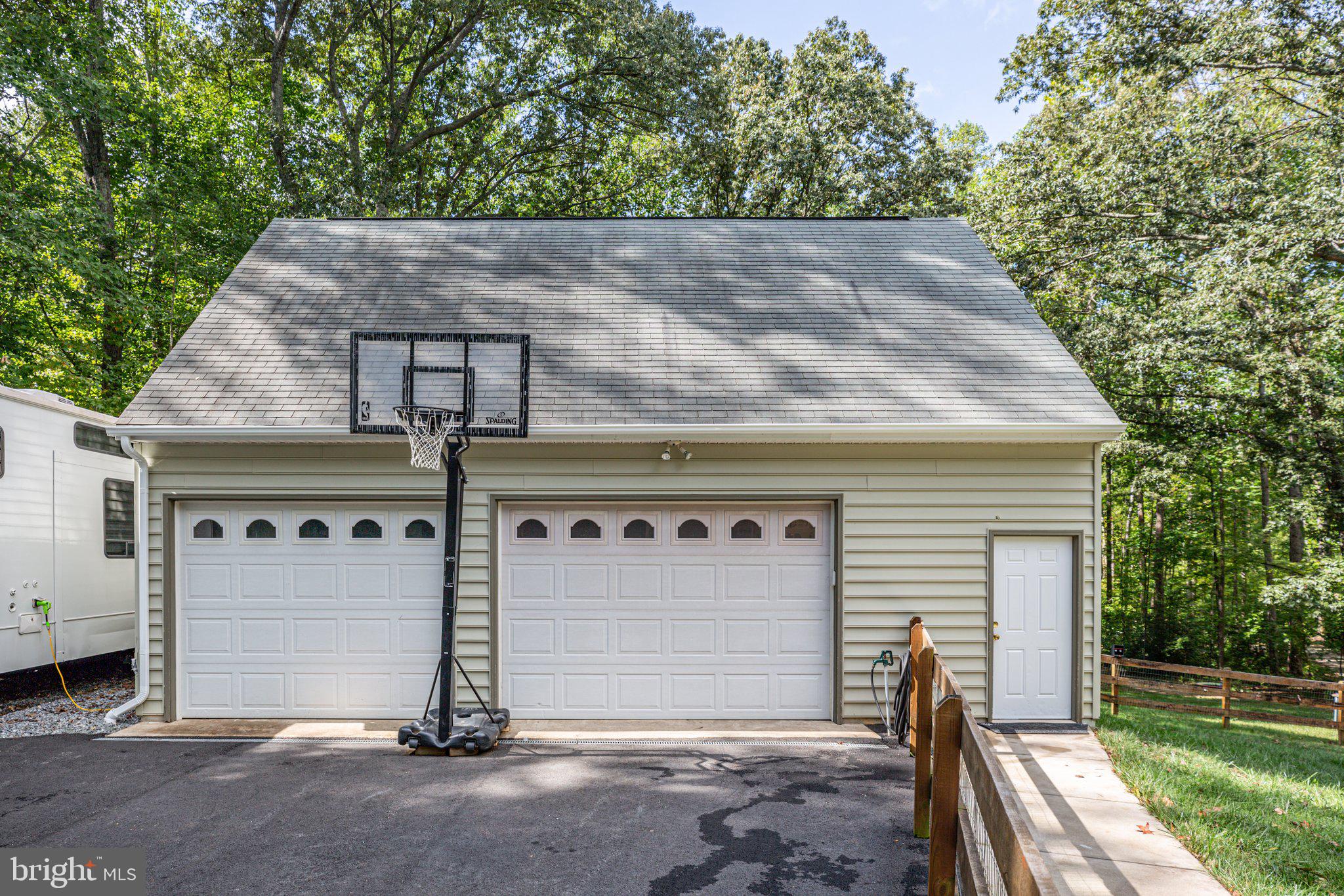 67 Hulls Chapel Rd