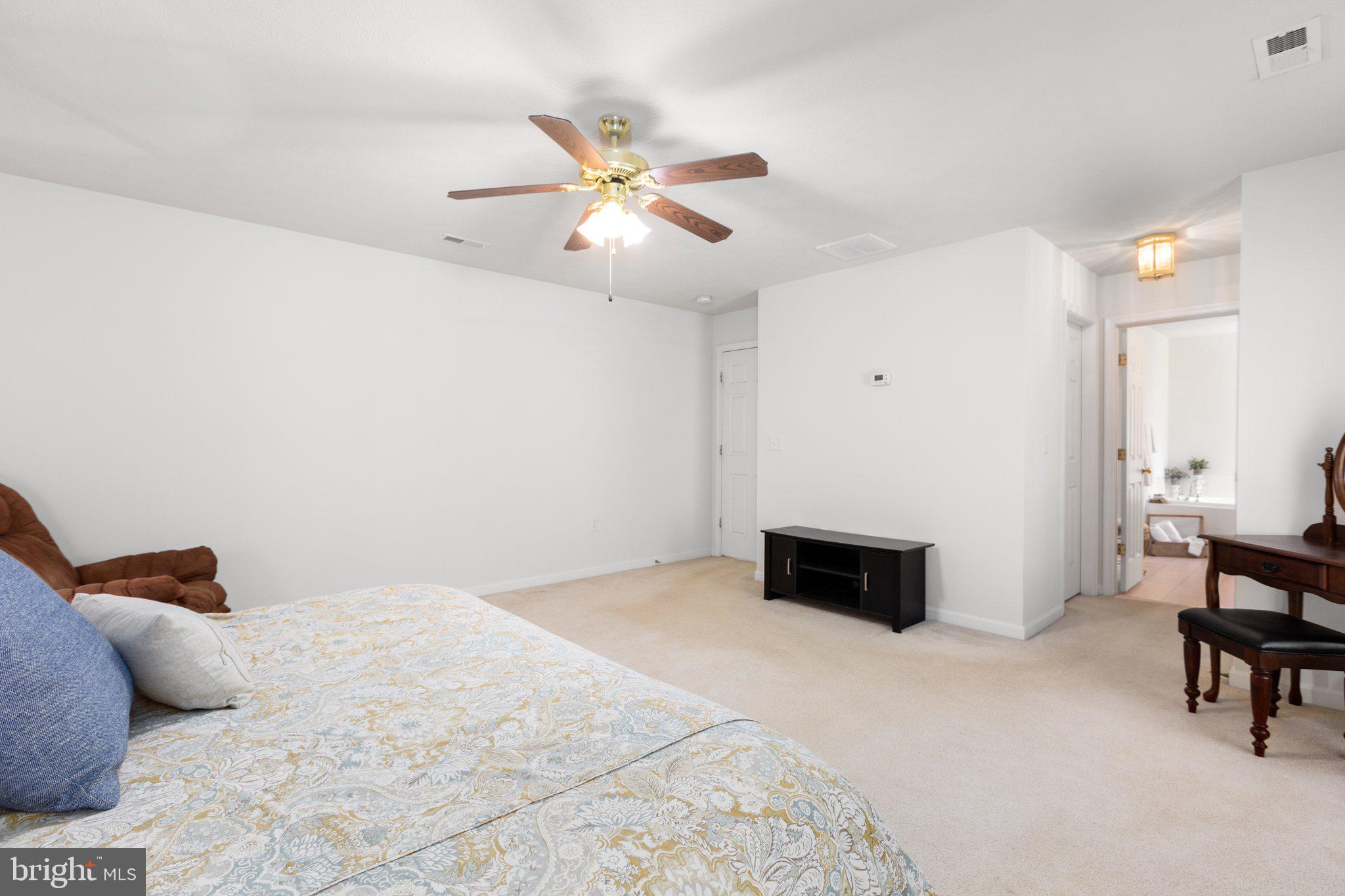 50 Goodwin St