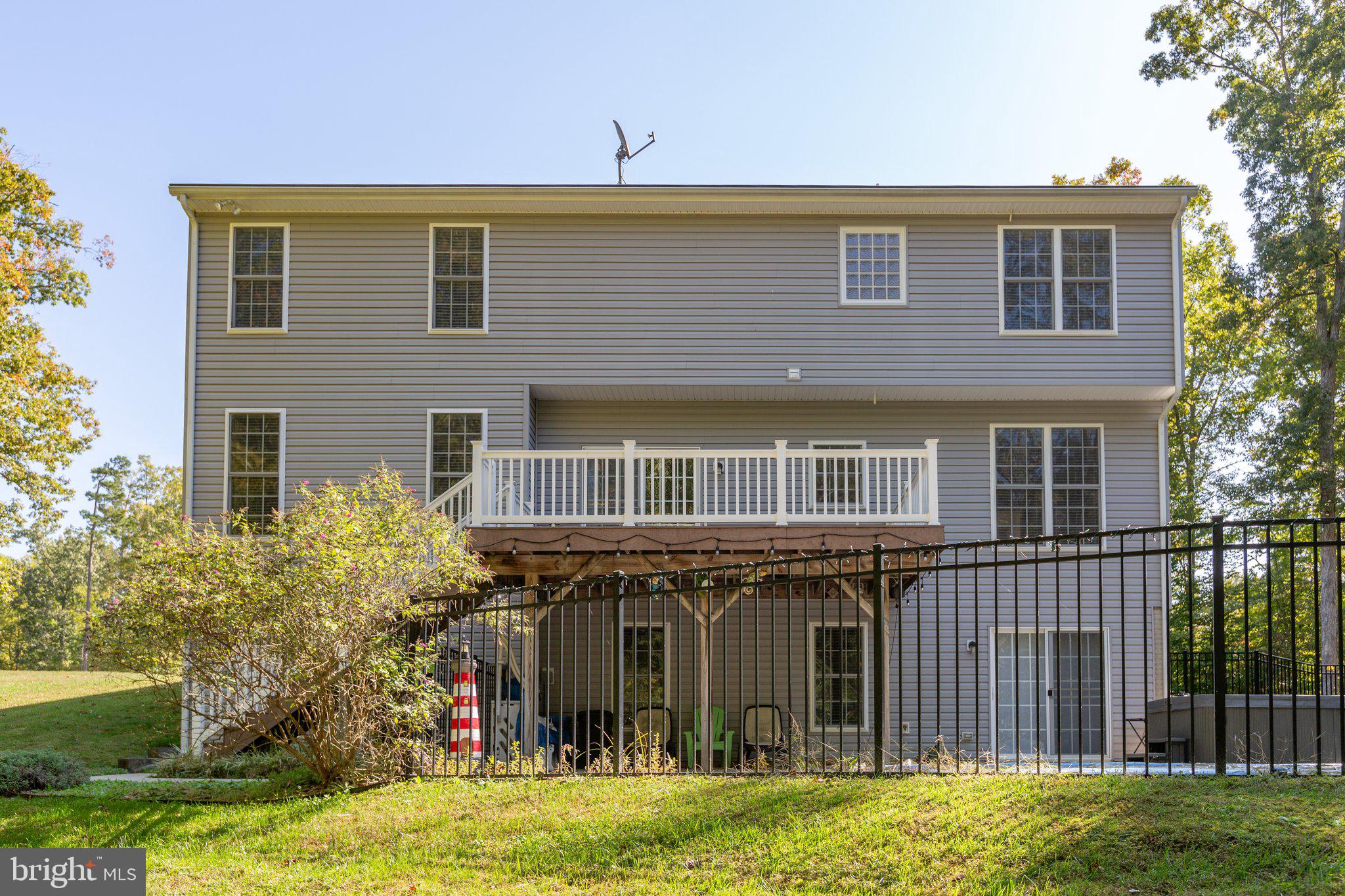 50 Goodwin St