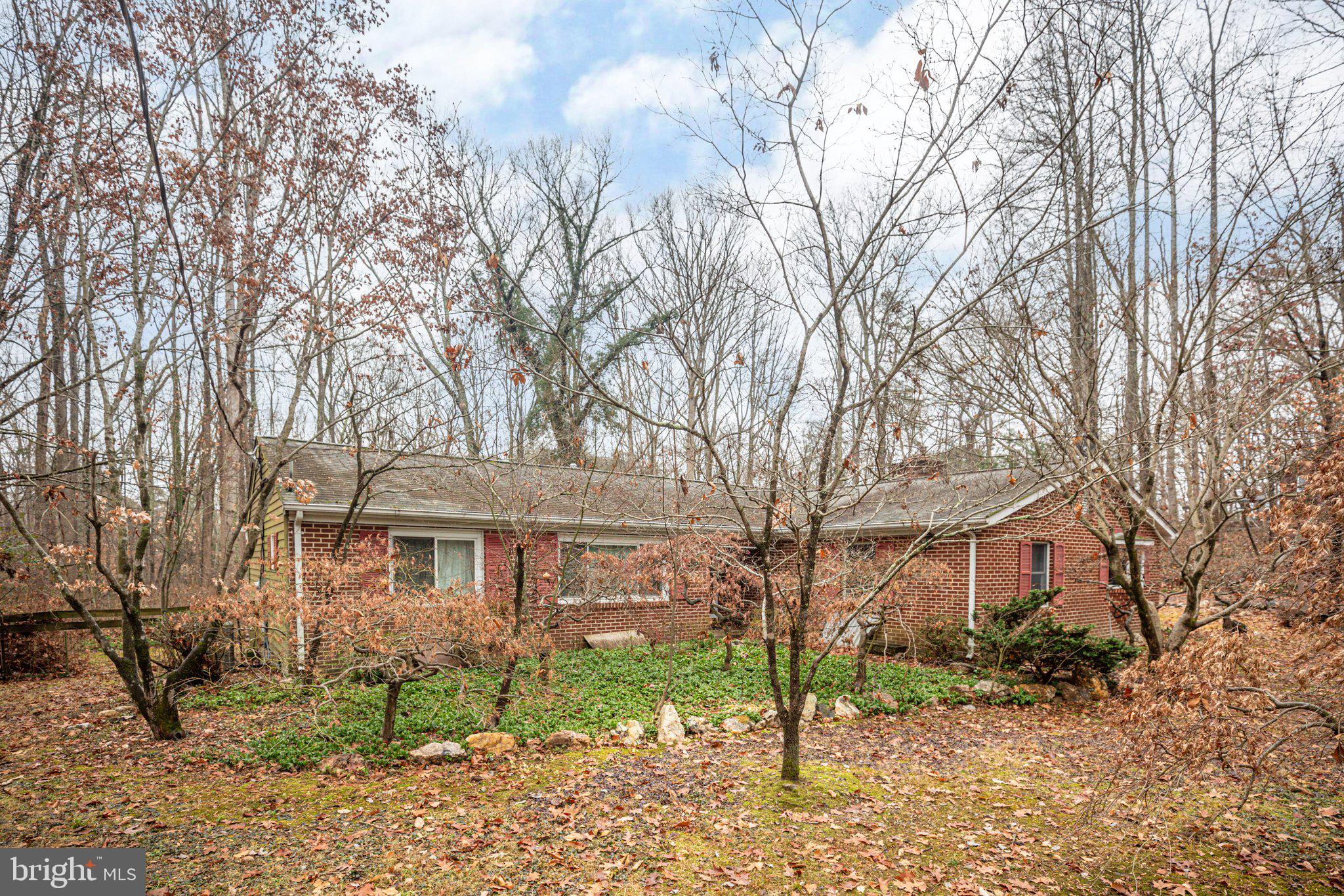 69 Skyline Dr