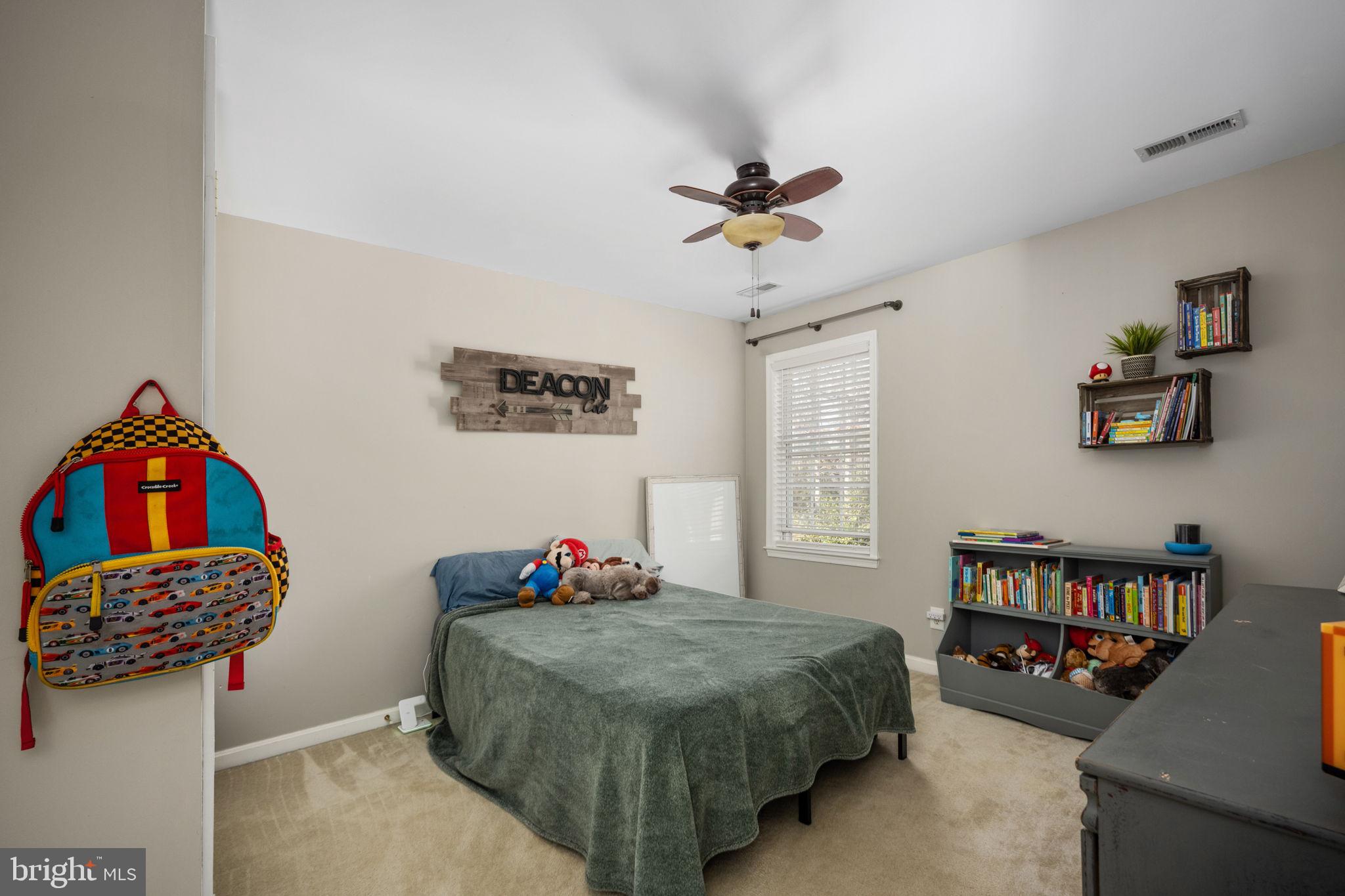 24 Sharpsburg Ln