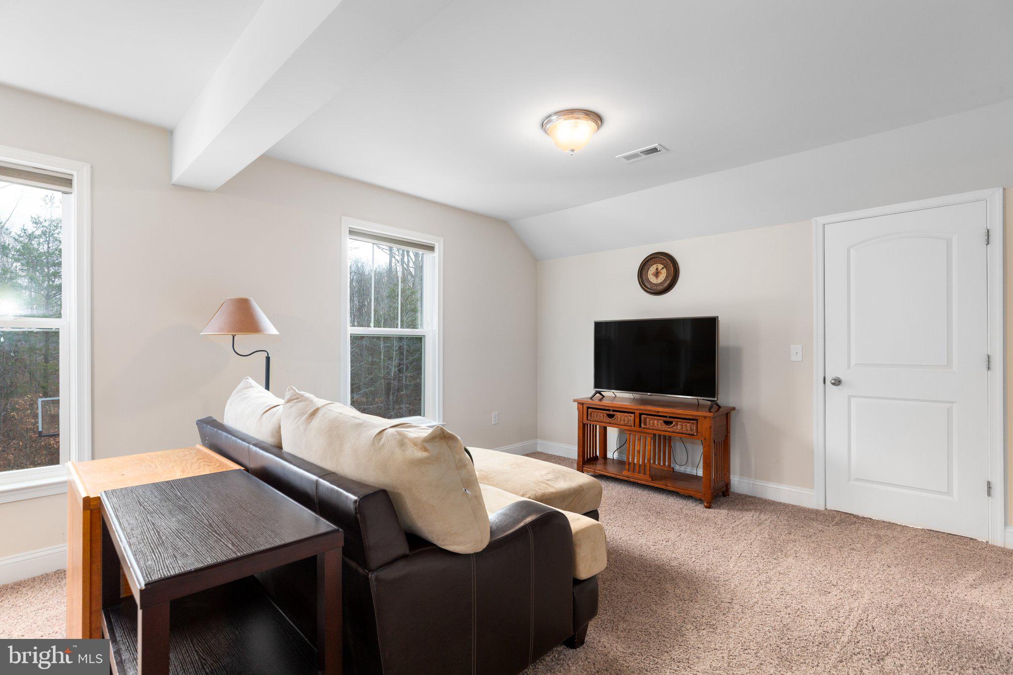 22 Hartwood Valley Ct