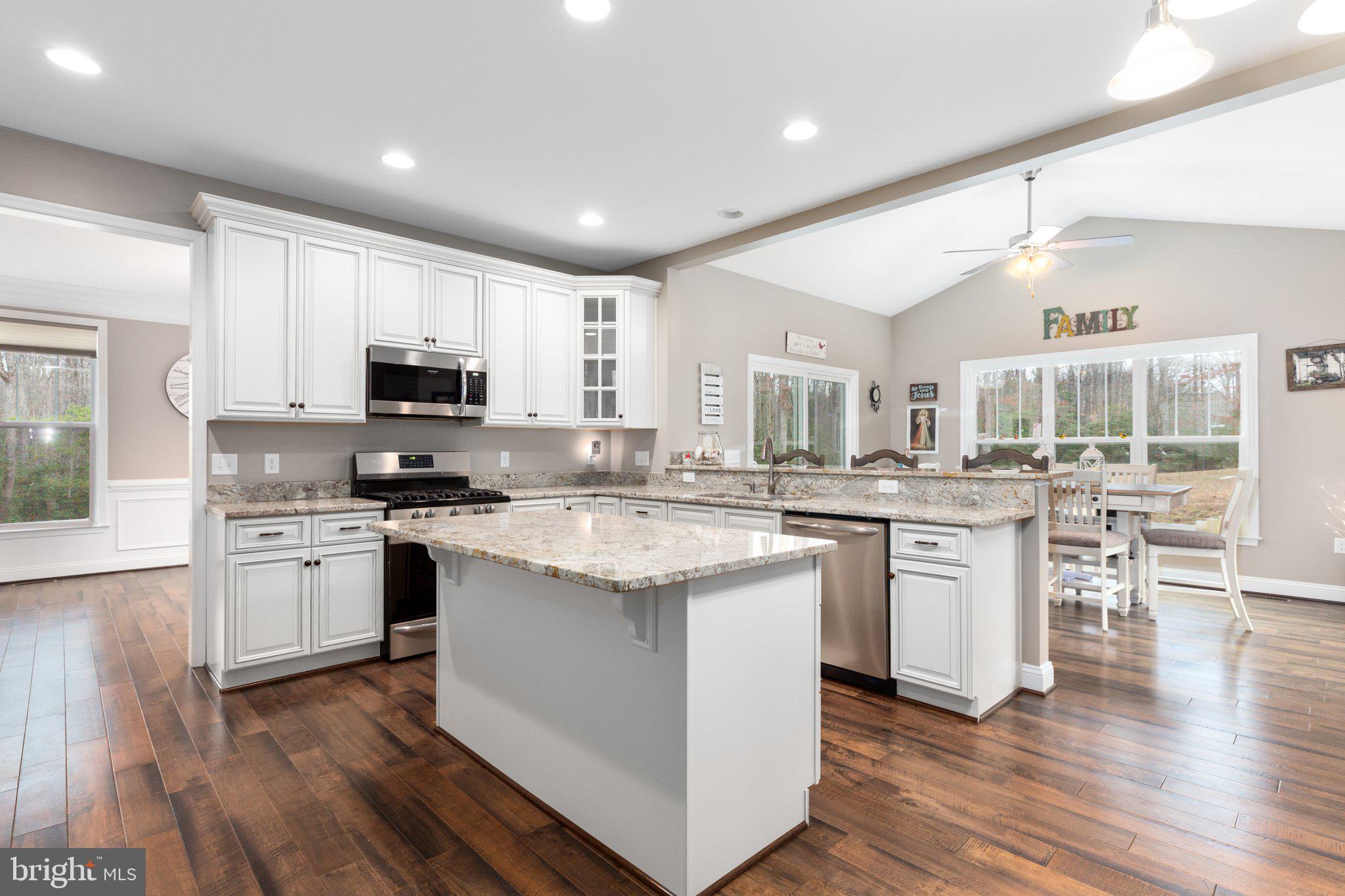 22 Hartwood Valley Ct