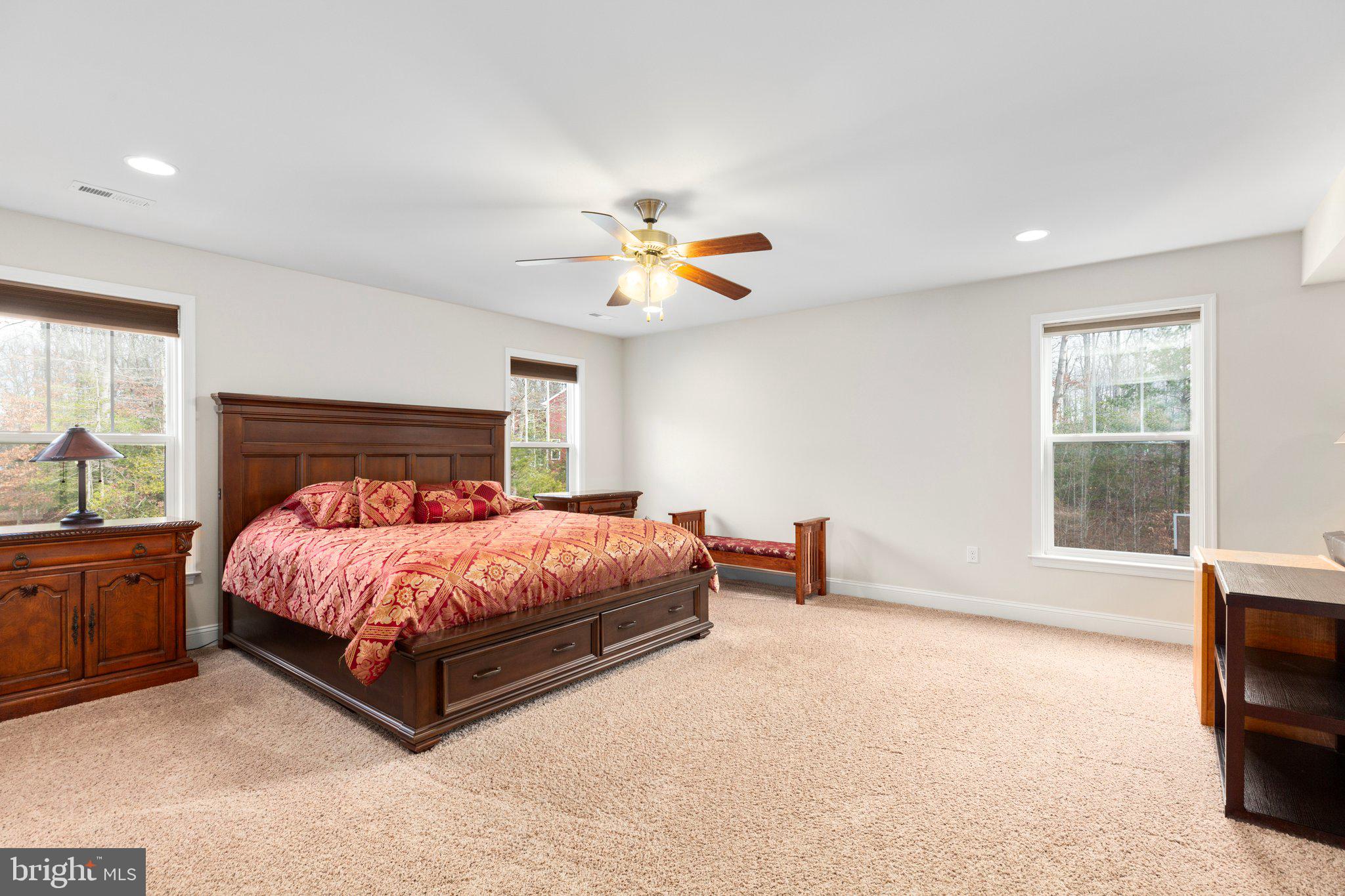 22 Hartwood Valley Ct