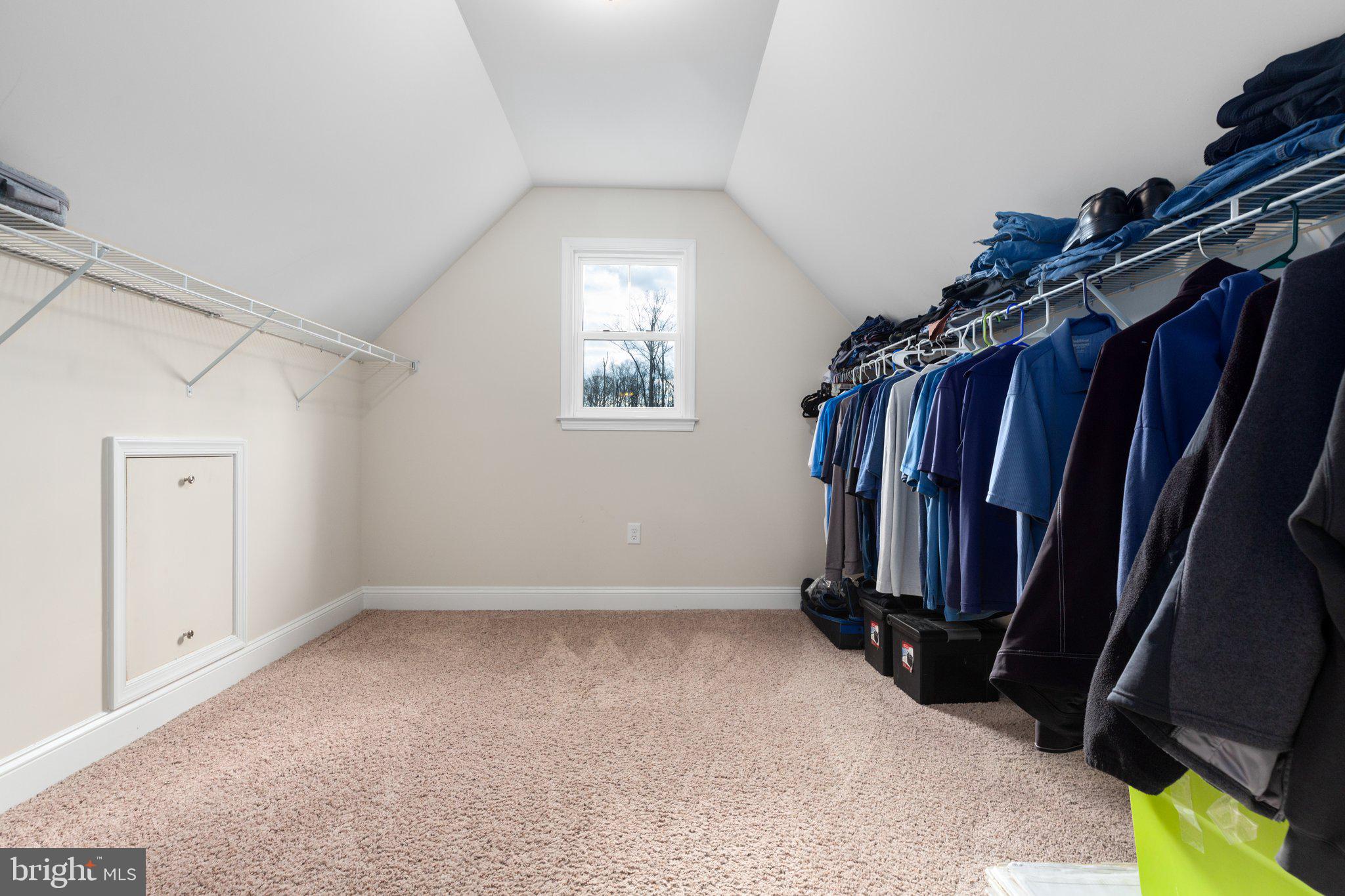 22 Hartwood Valley Ct