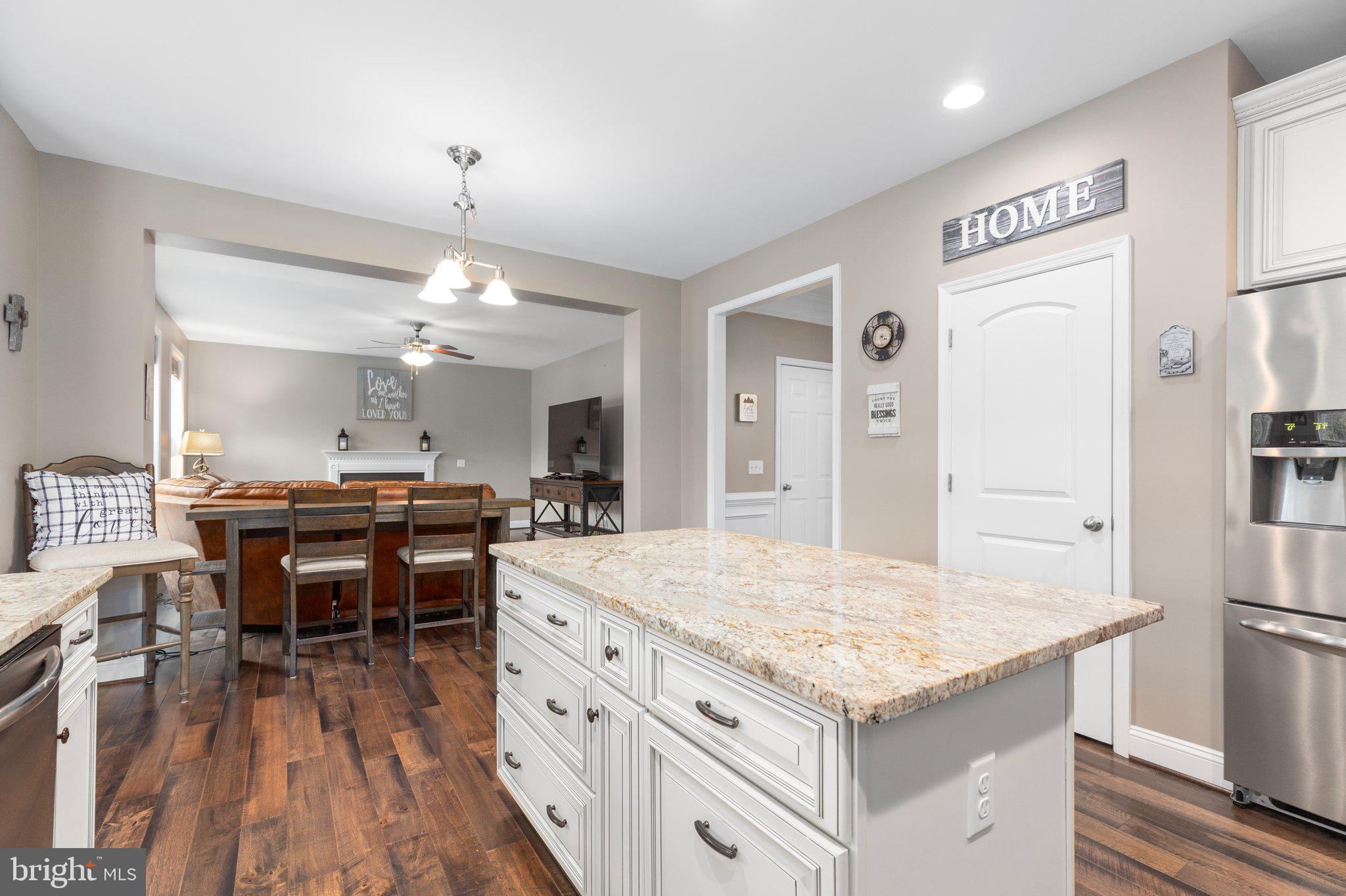 22 Hartwood Valley Ct