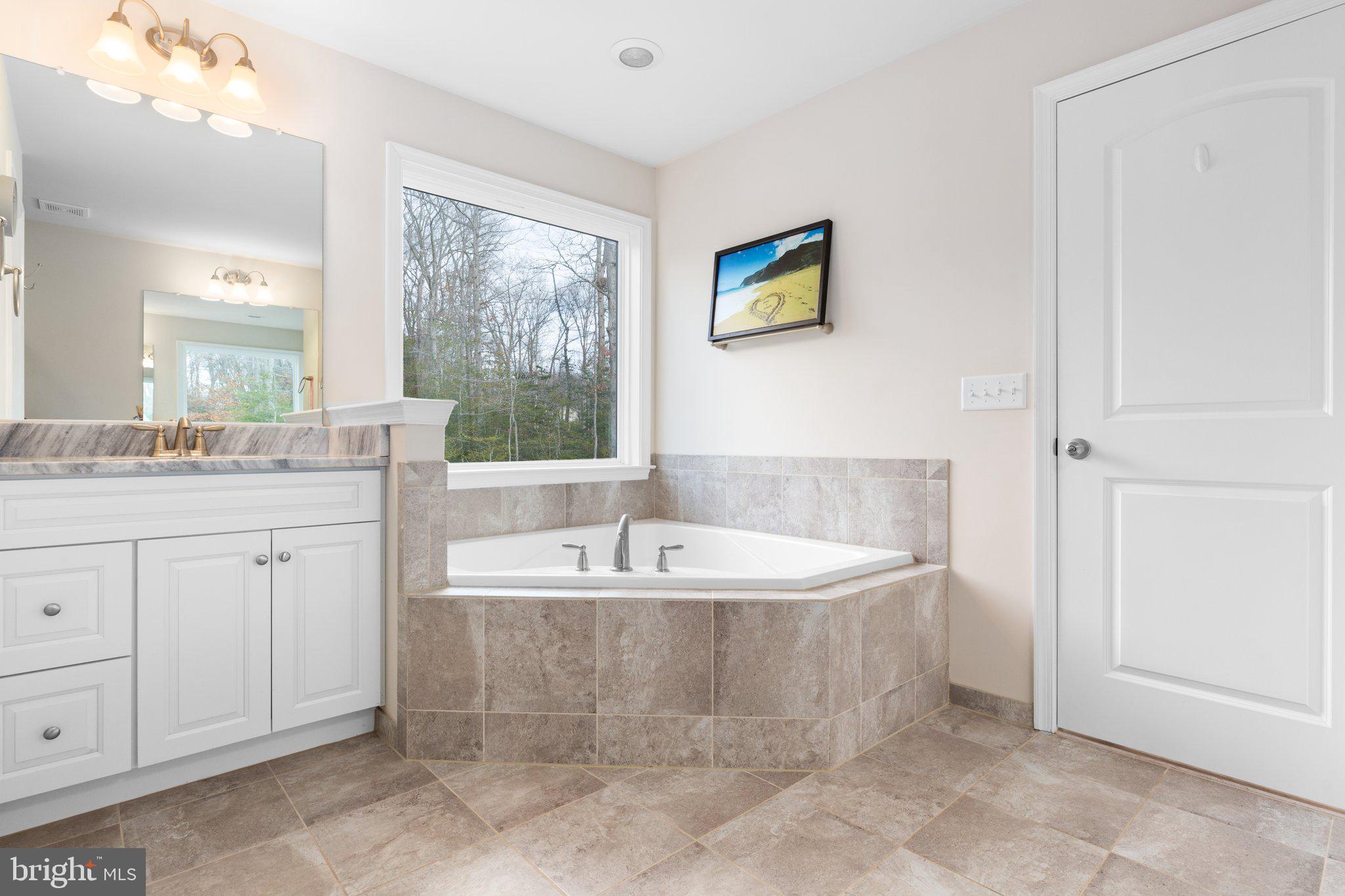 22 Hartwood Valley Ct