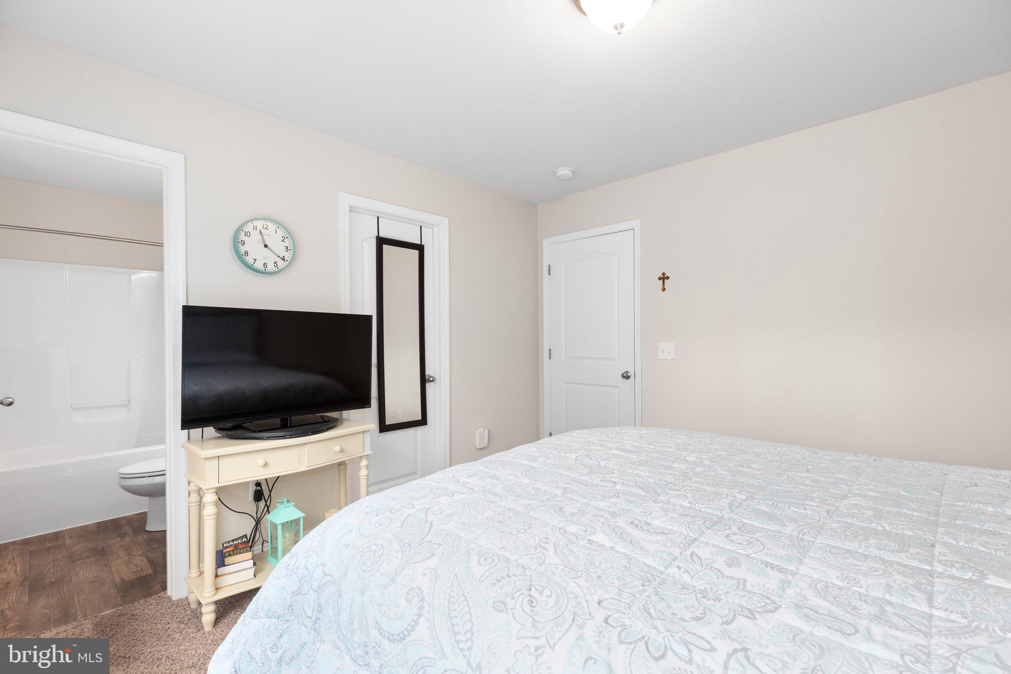 22 Hartwood Valley Ct