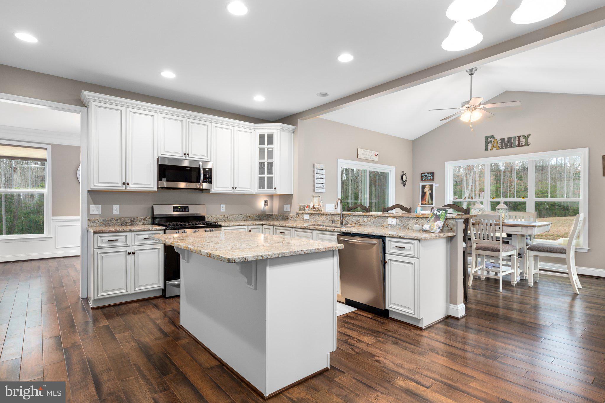 22 Hartwood Valley Ct
