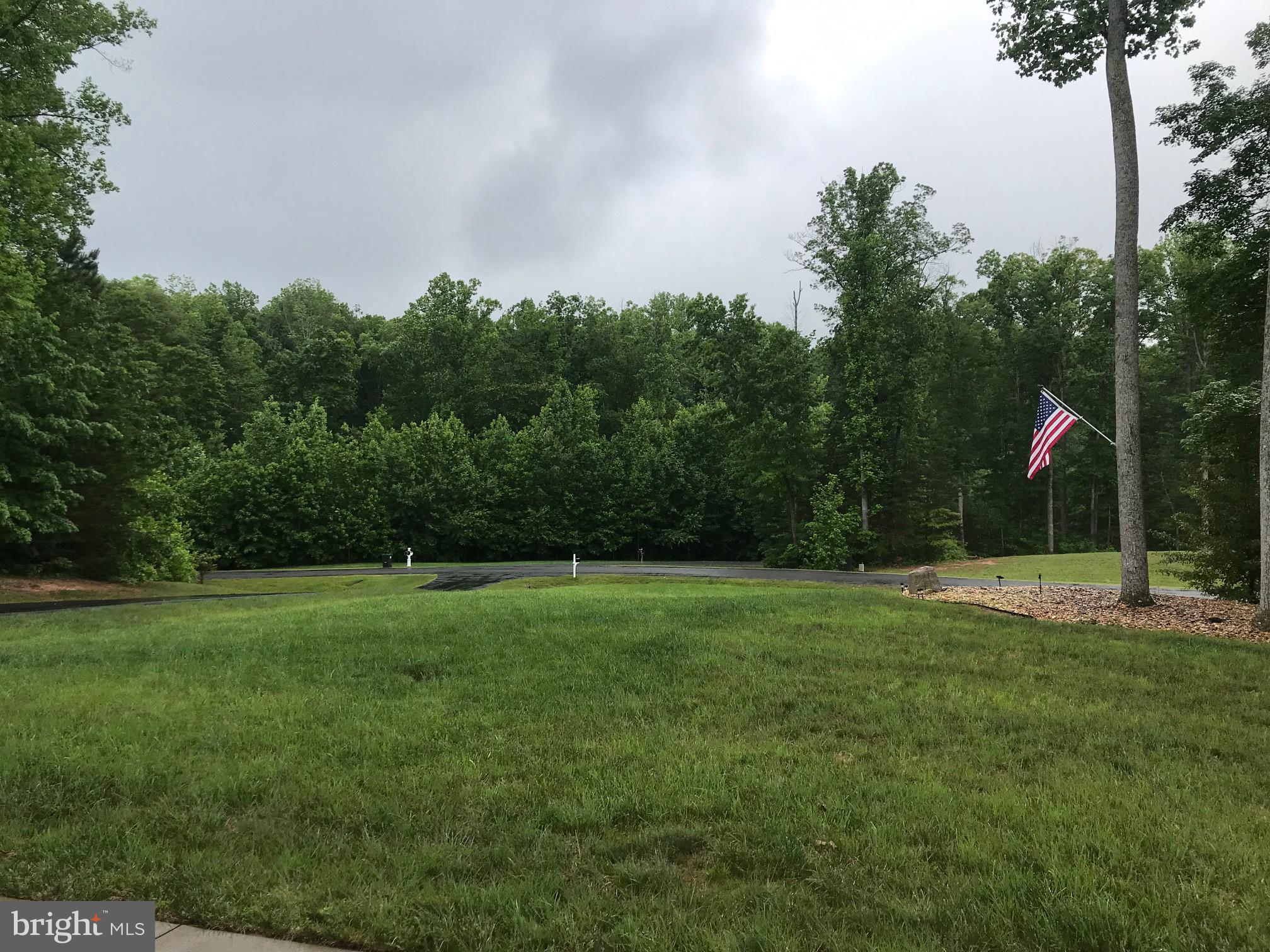 22 Hartwood Valley Ct