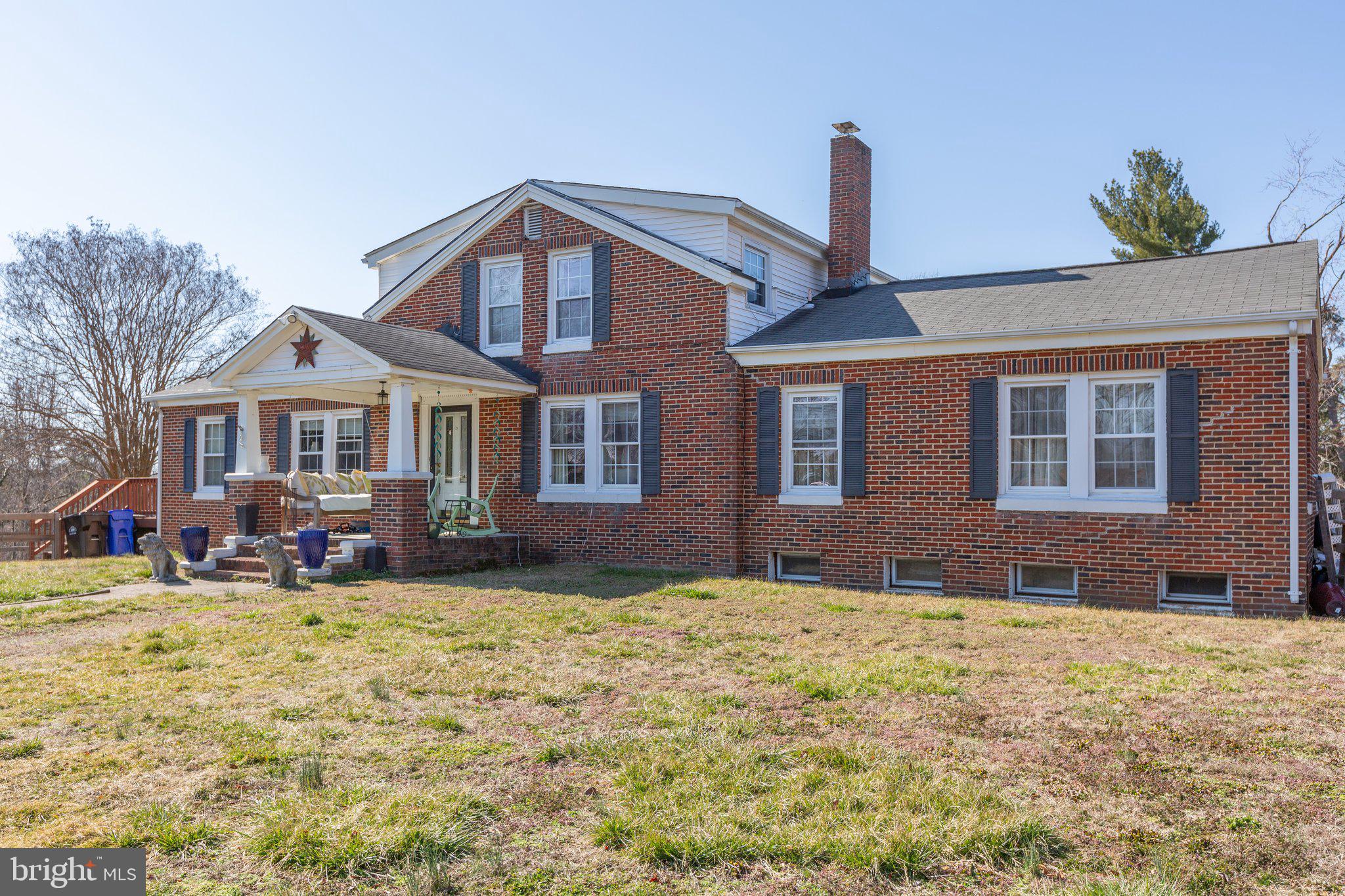 701 Spring Valley Dr