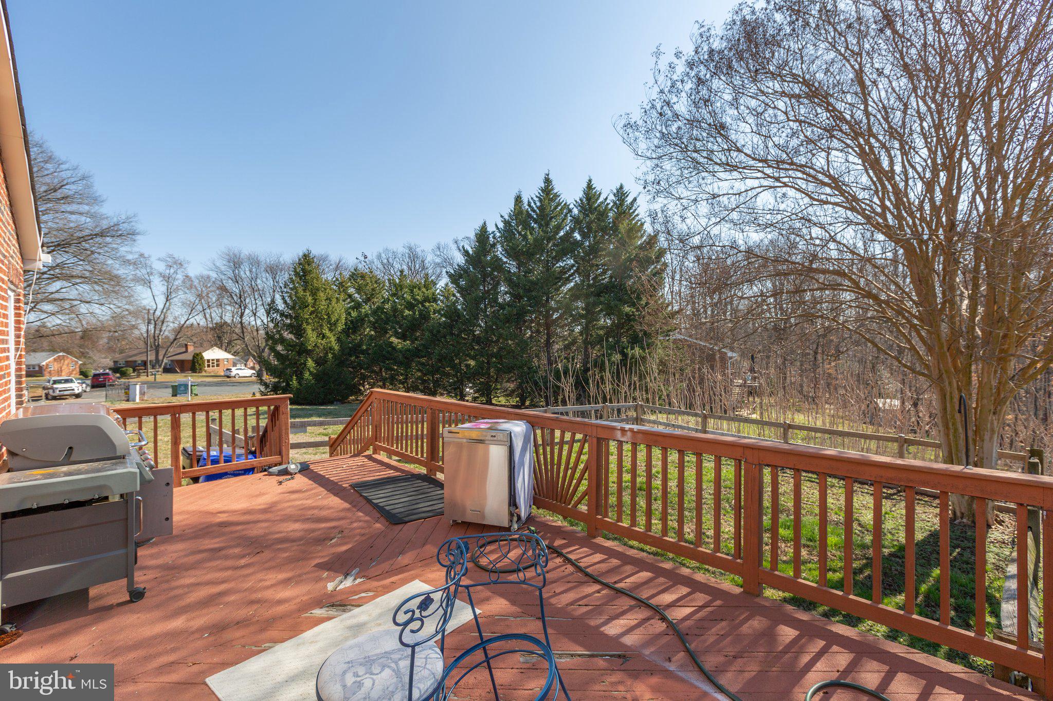 701 Spring Valley Dr