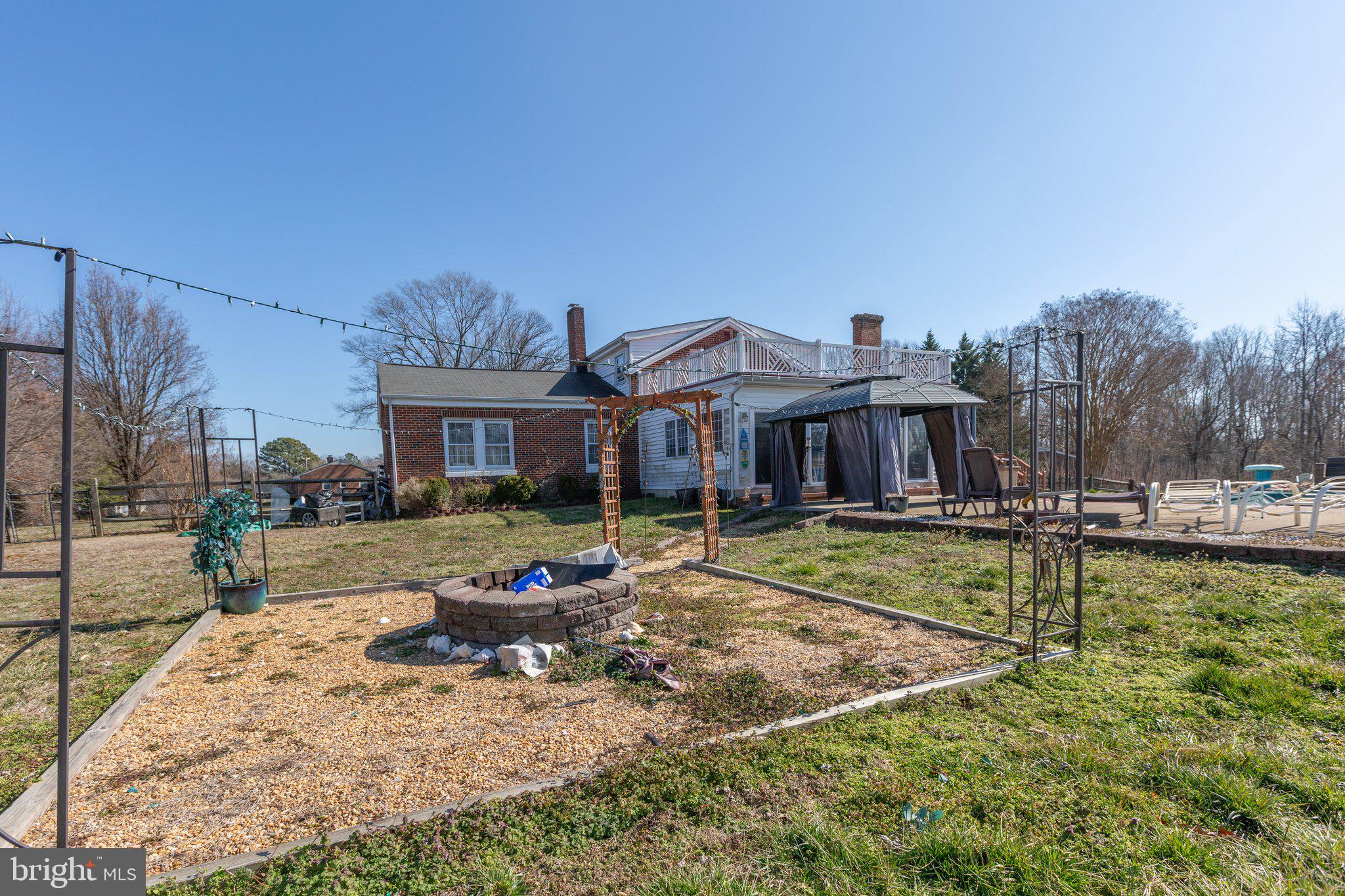 701 Spring Valley Dr