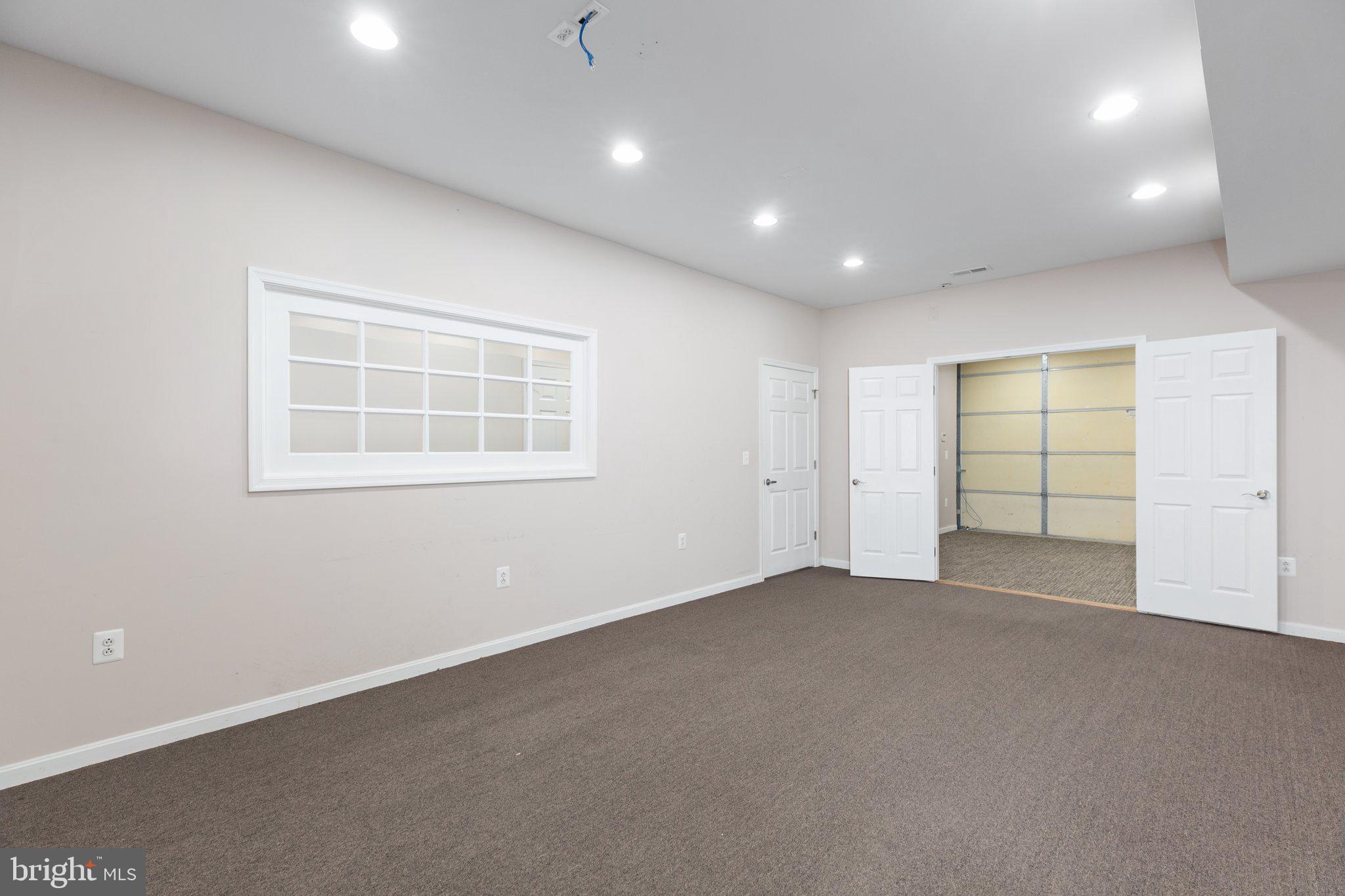 28 Potomac Creek Dr #111