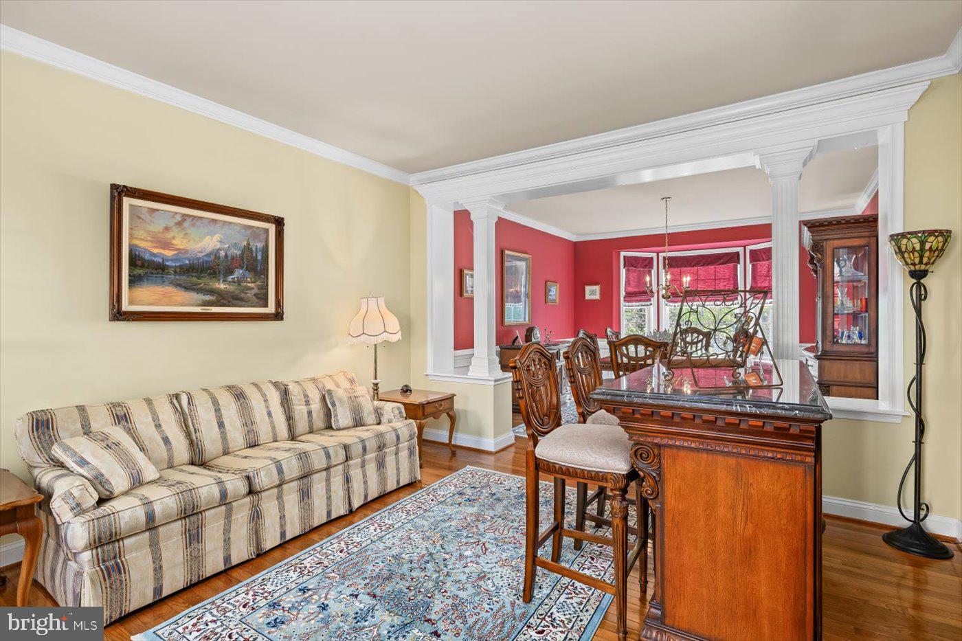 50 Crestwood