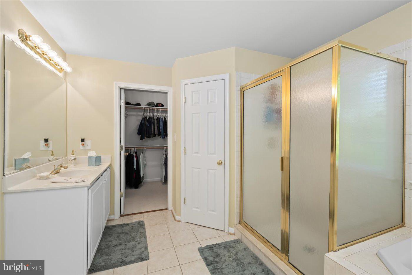 50 Crestwood