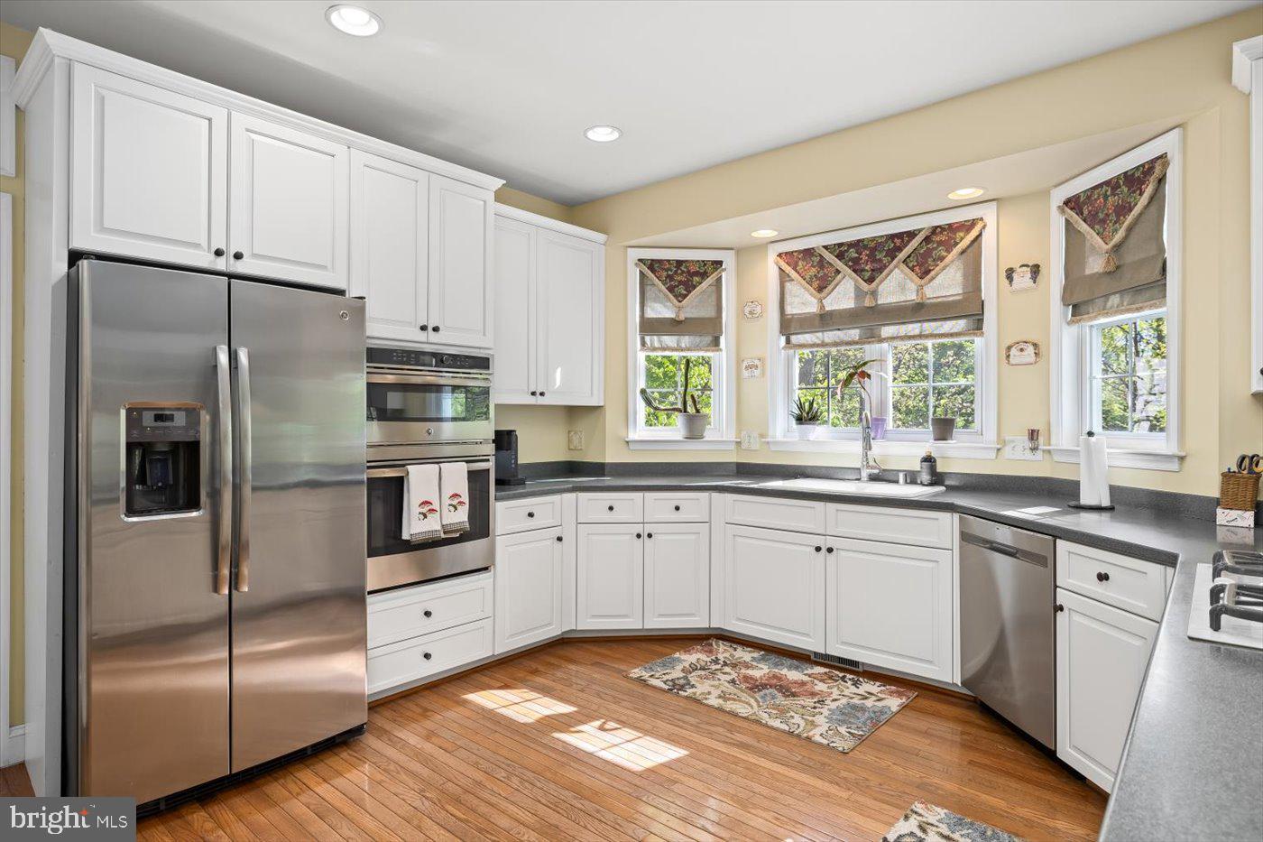 50 Crestwood