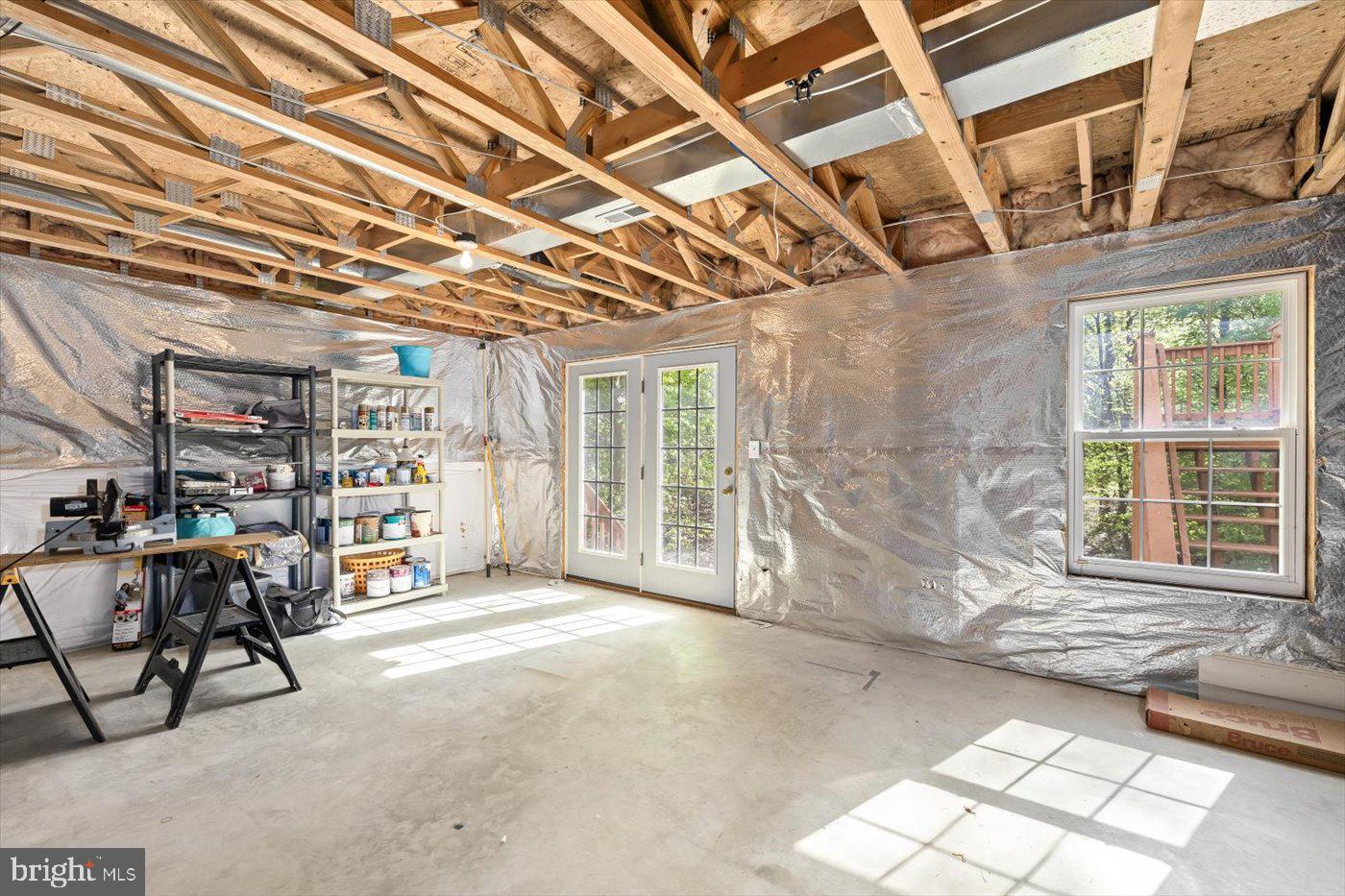 50 Crestwood