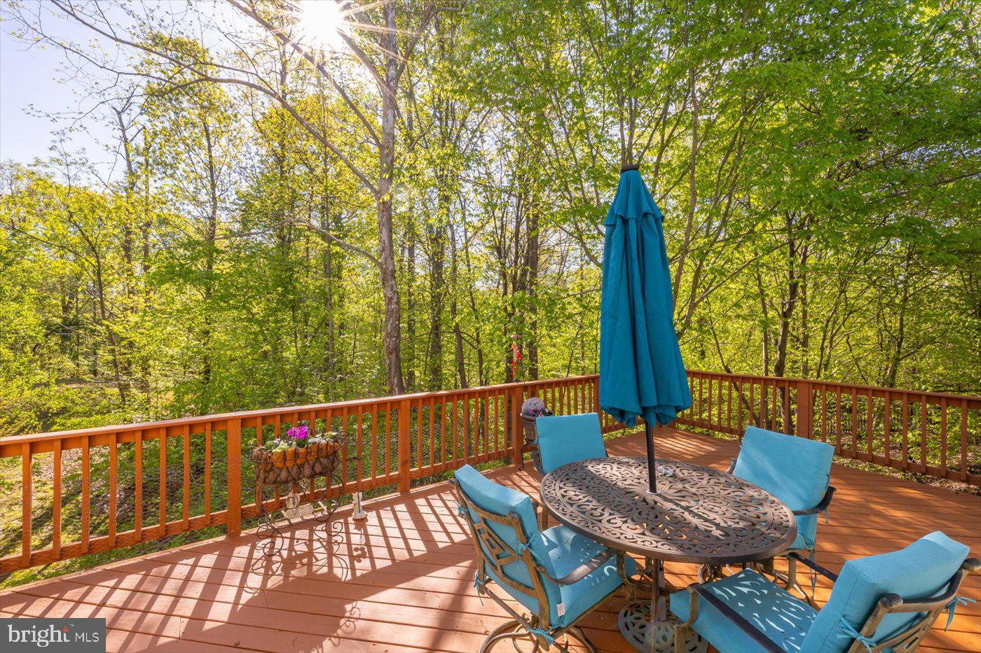 50 Crestwood