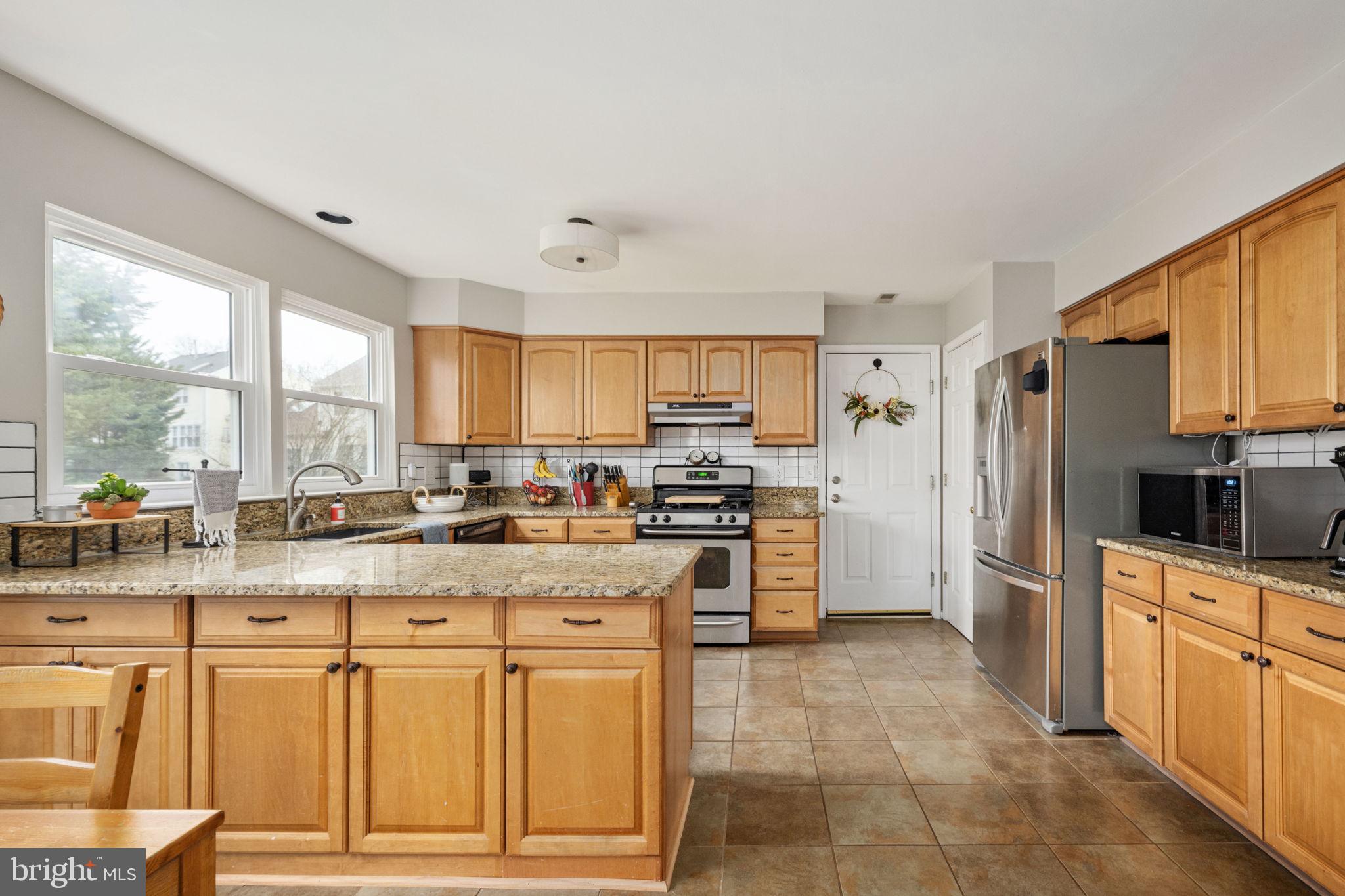 14 Hampshire Ct