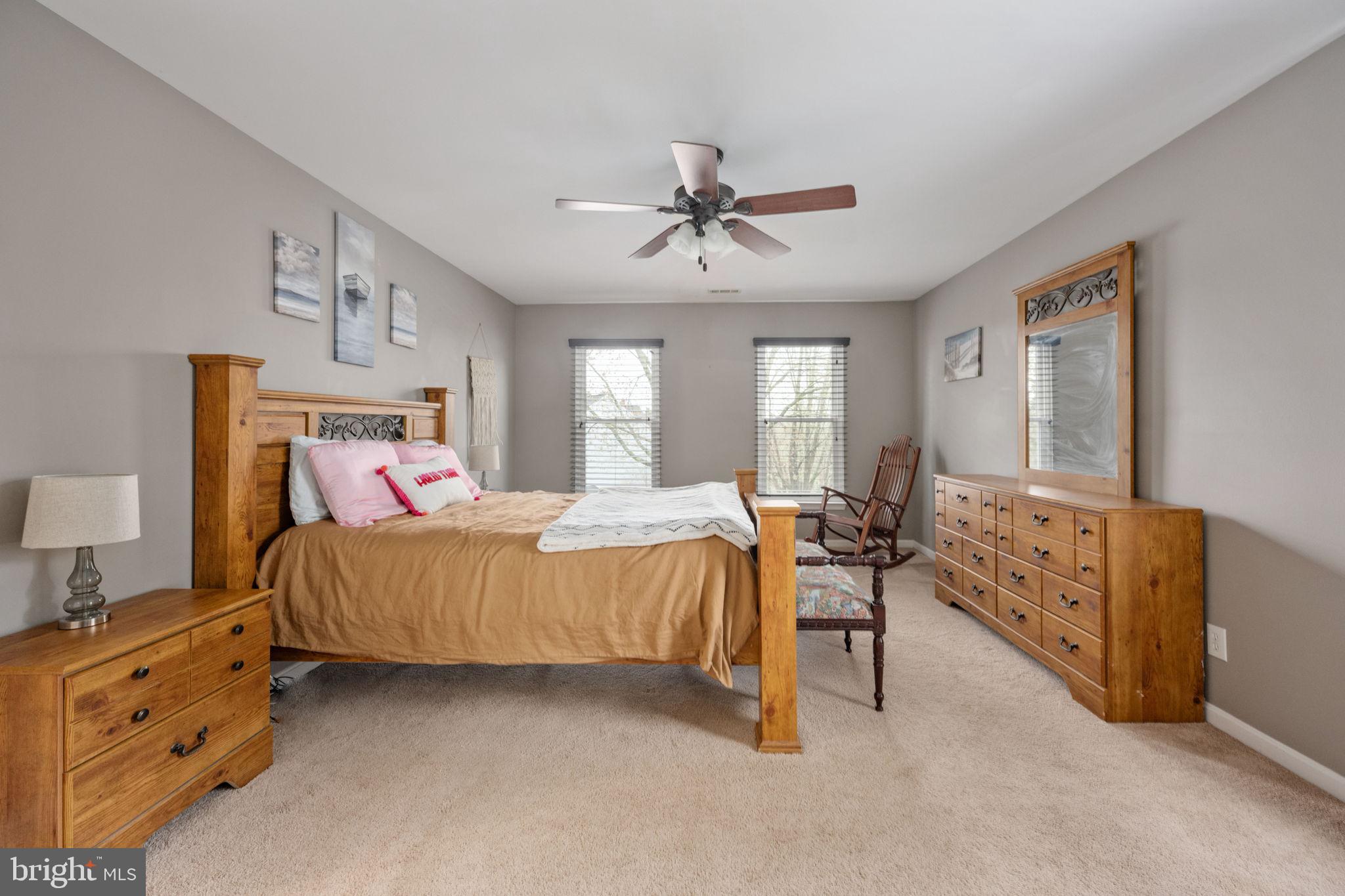 14 Hampshire Ct