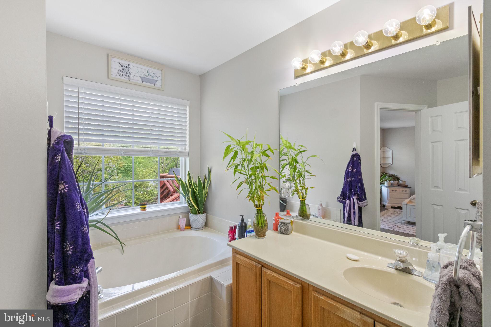 67 MELANIE HOLLOW LANE