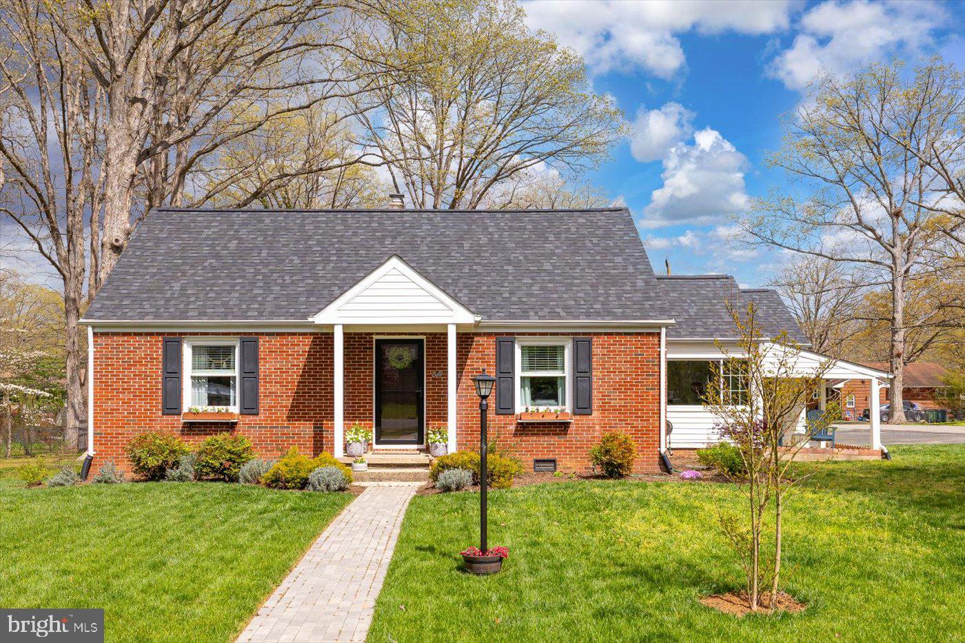 34 Randolph Rd