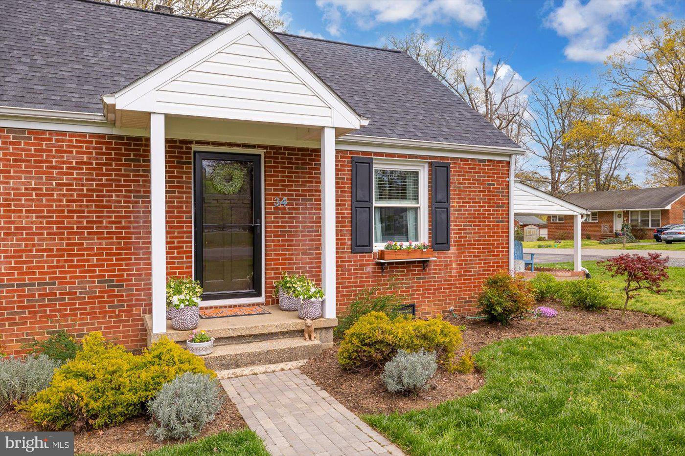 34 Randolph Rd