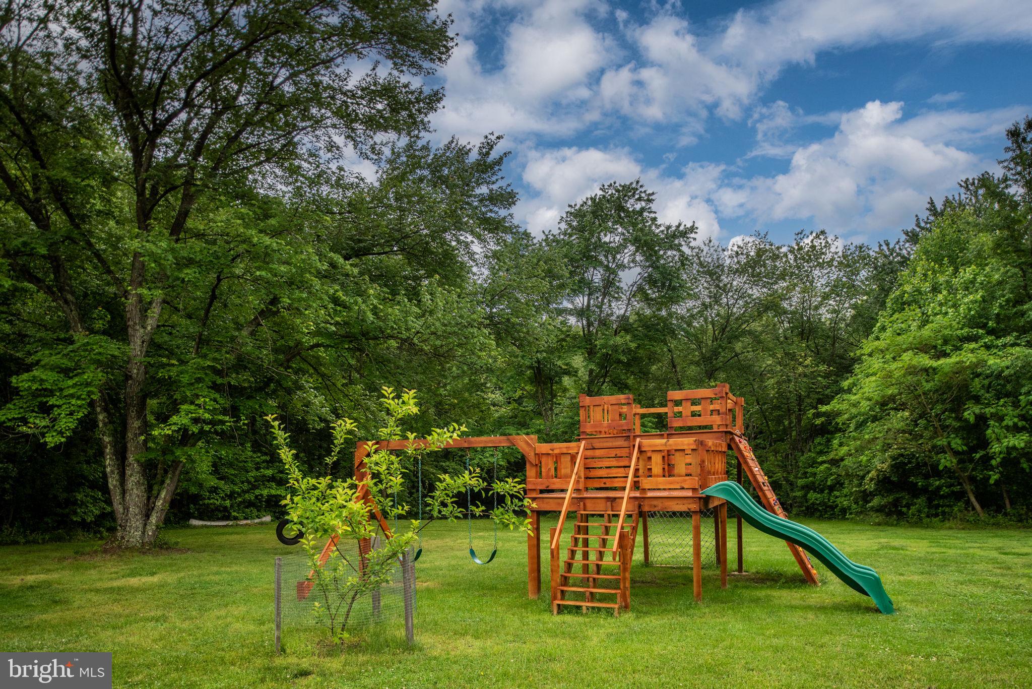 149 Summer Breeze Ln