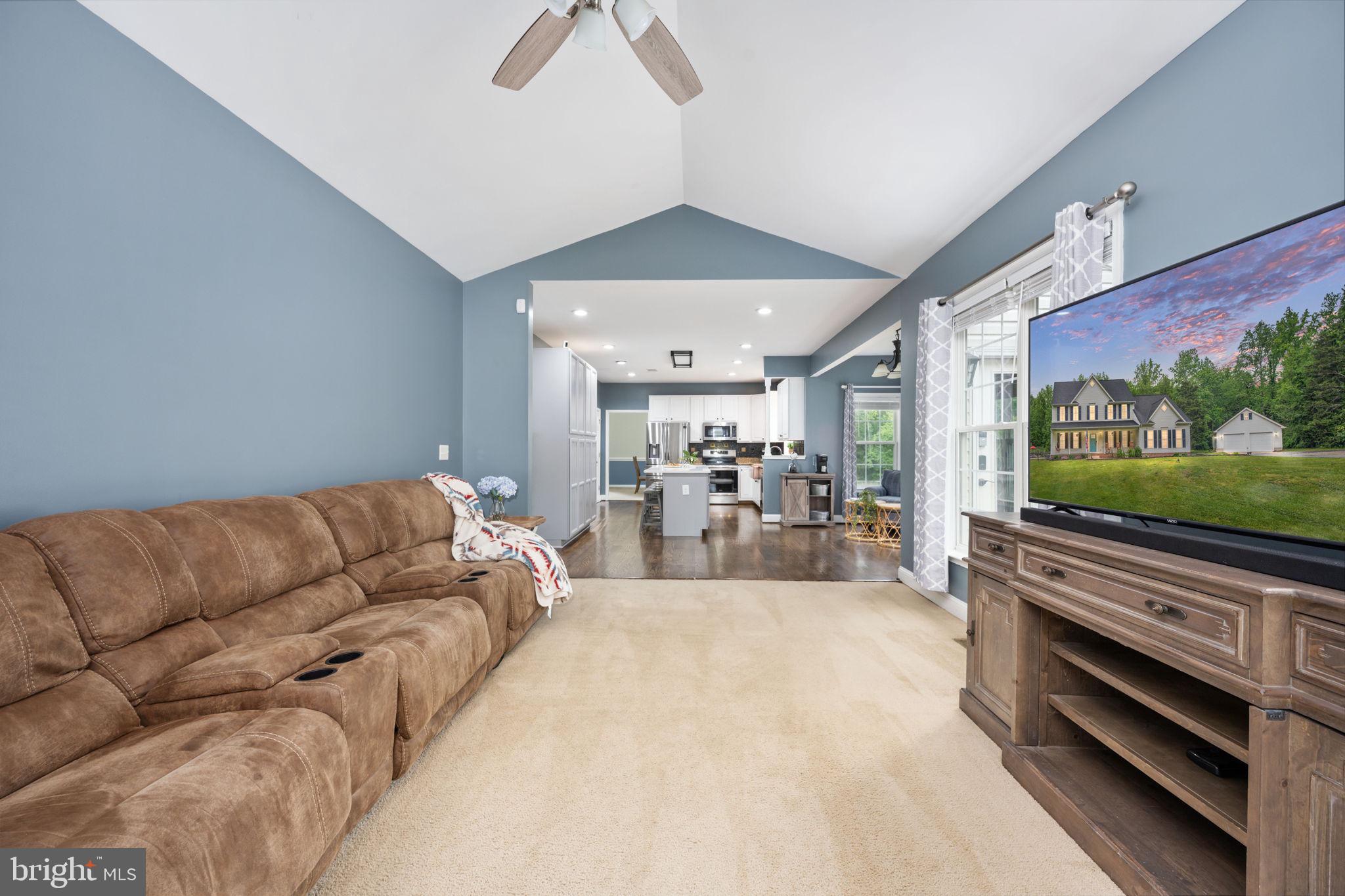 149 Summer Breeze Ln