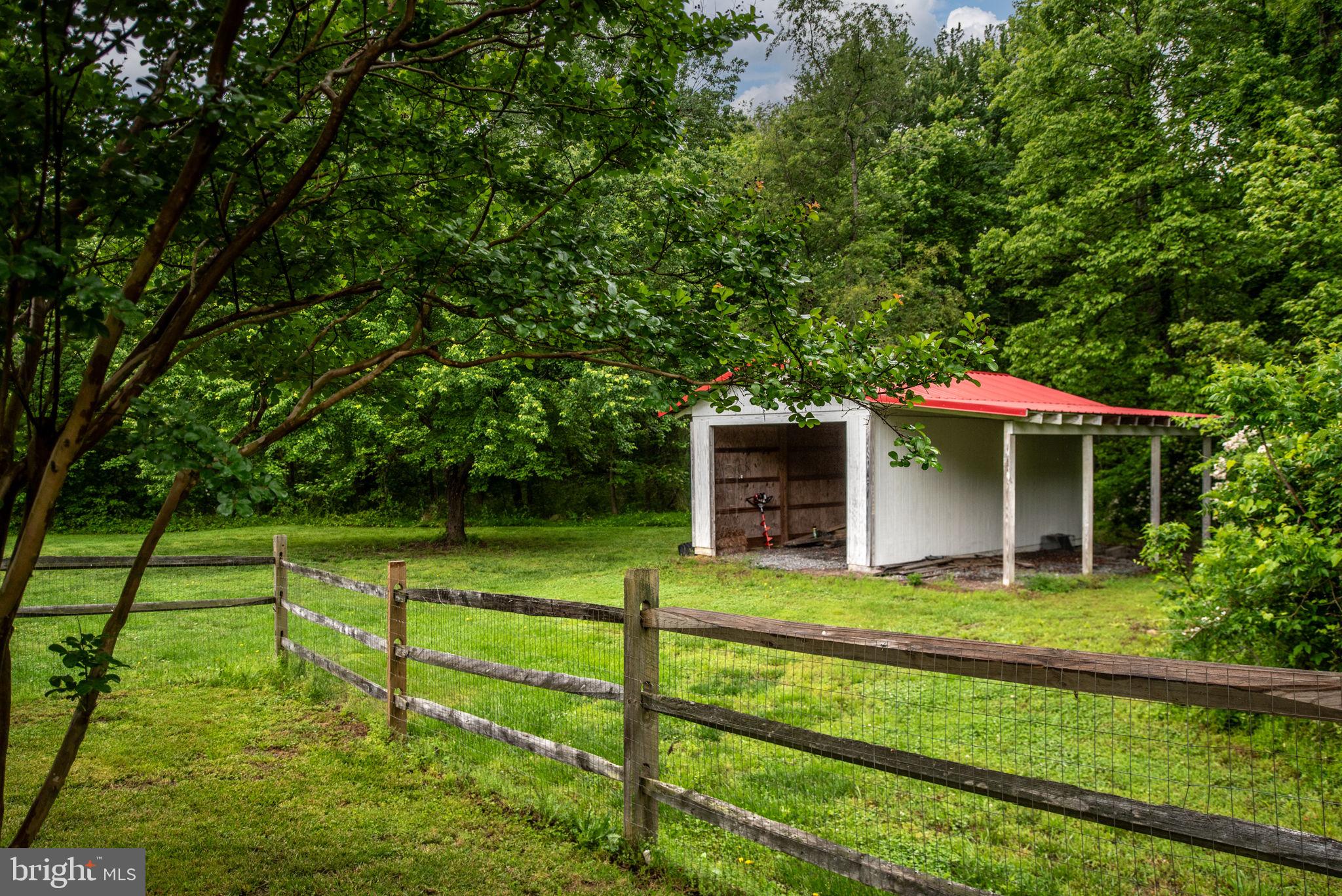 149 Summer Breeze Ln