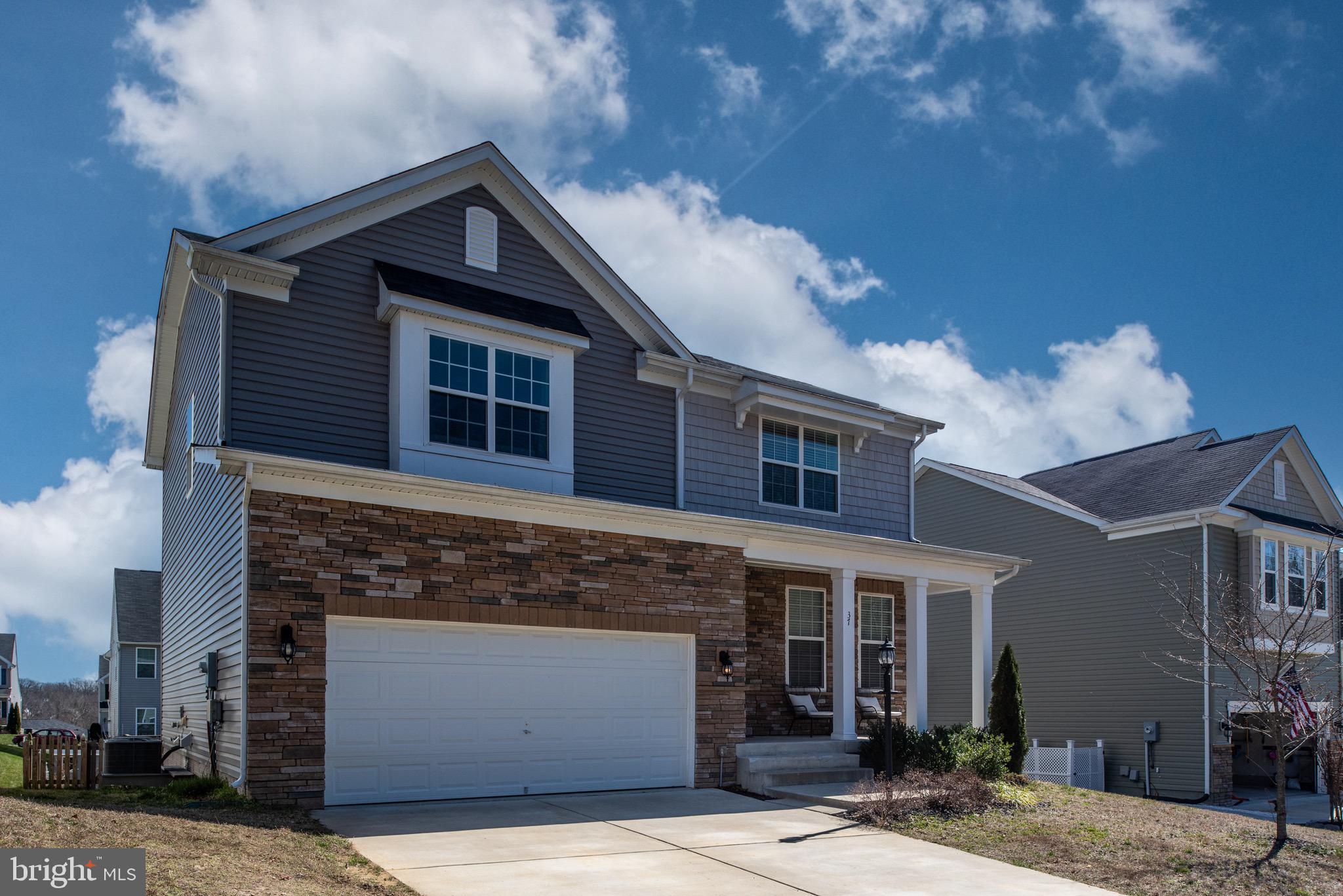 37 CLEAR SPRING LN
