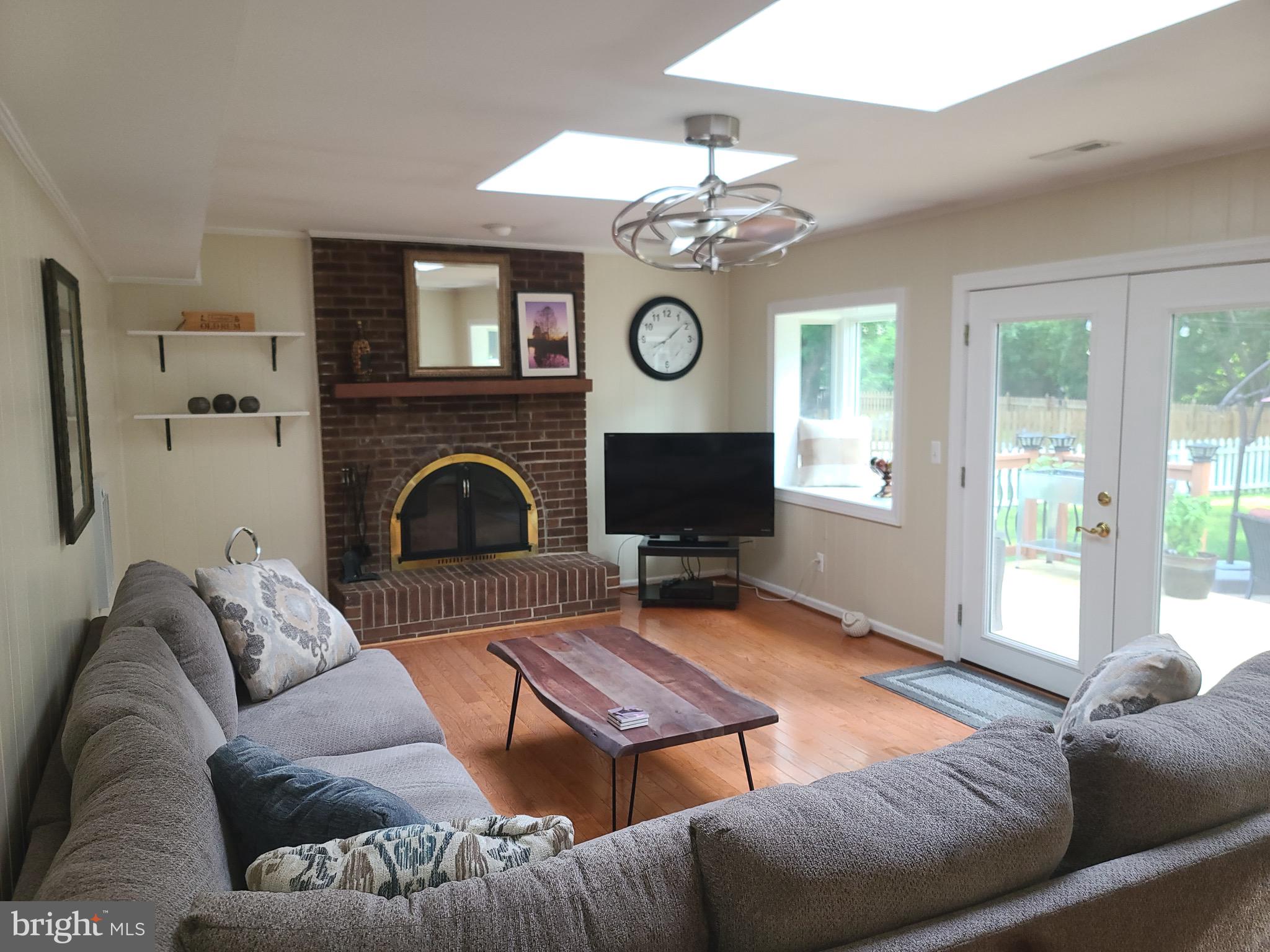 2061 Aquia Dr
