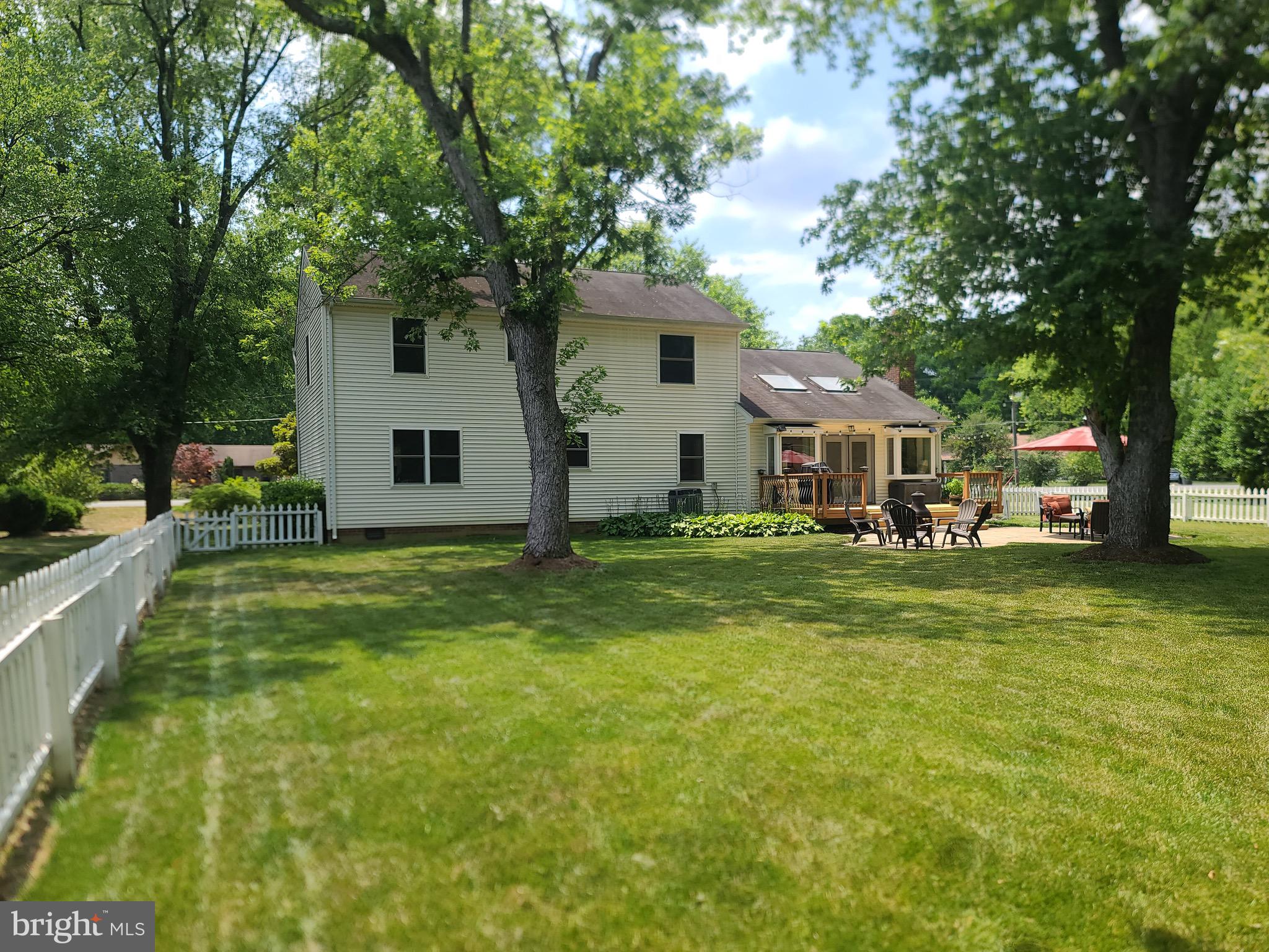 2061 Aquia Dr