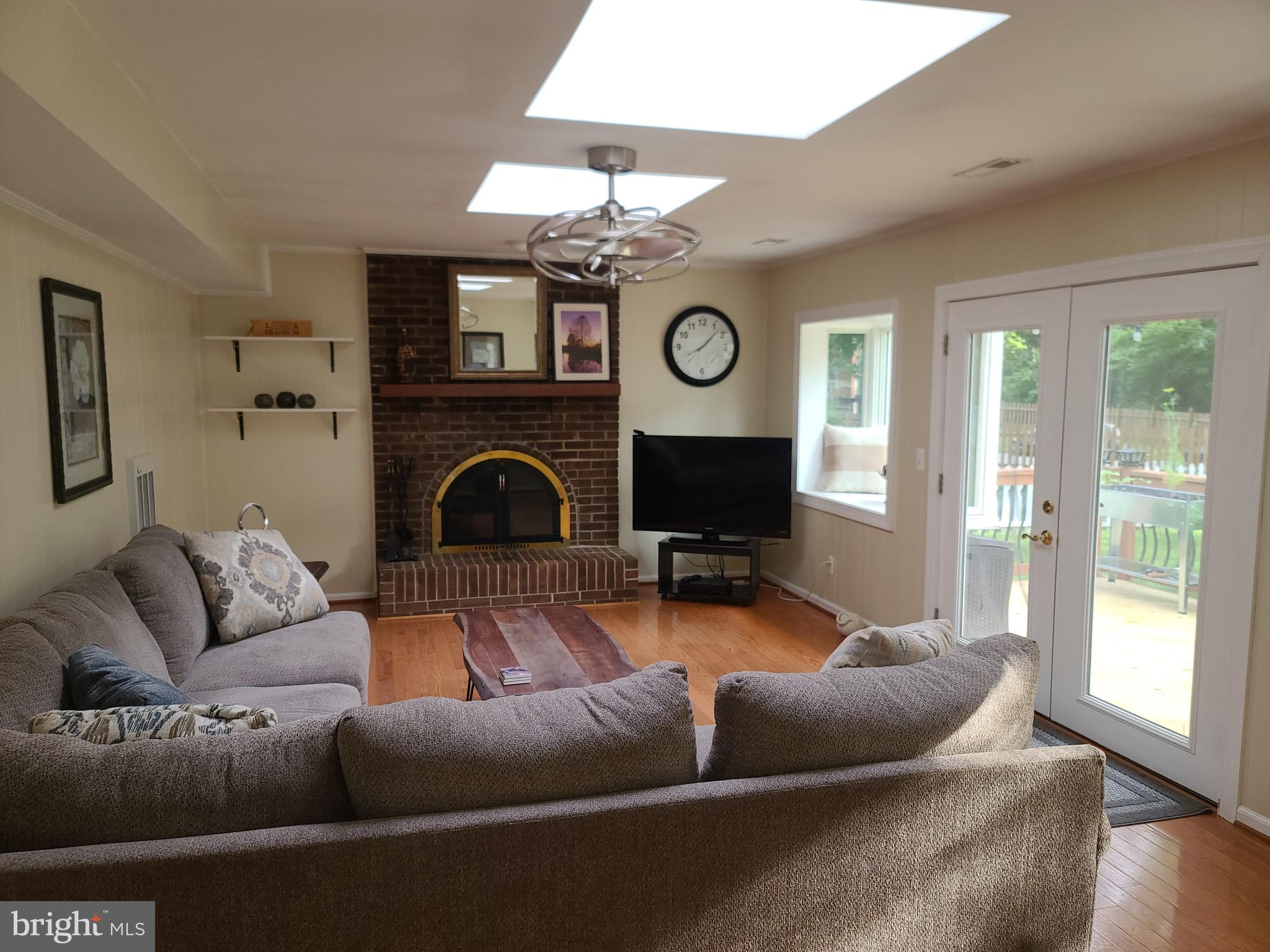 2061 Aquia Dr