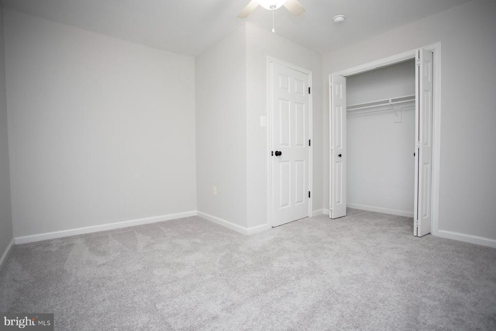 39 Brown Cir