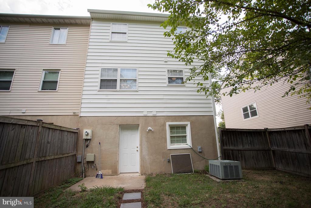 817 Sledgehammer Dr