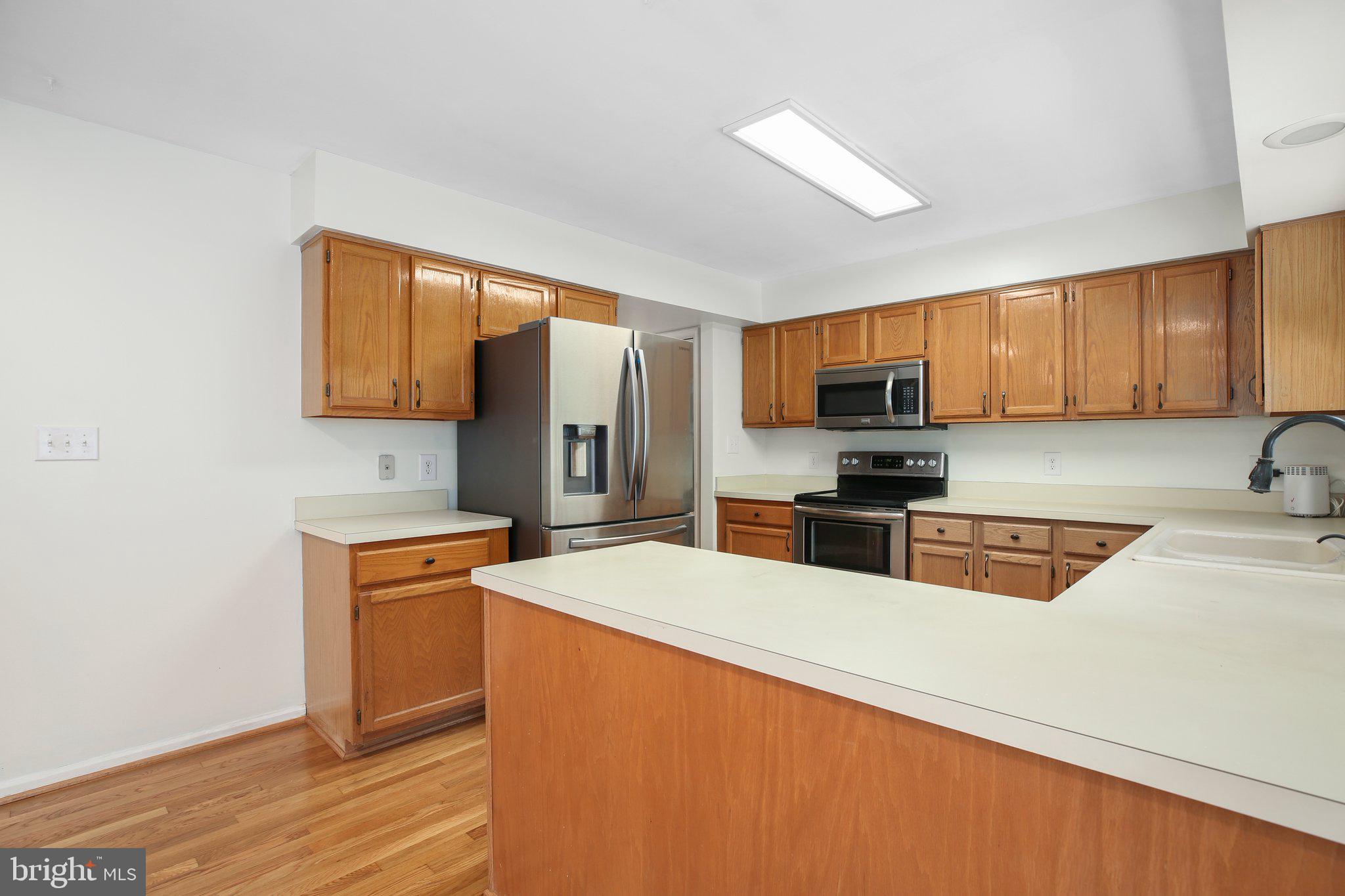 2001 MIDSHIPMAN DRIVE