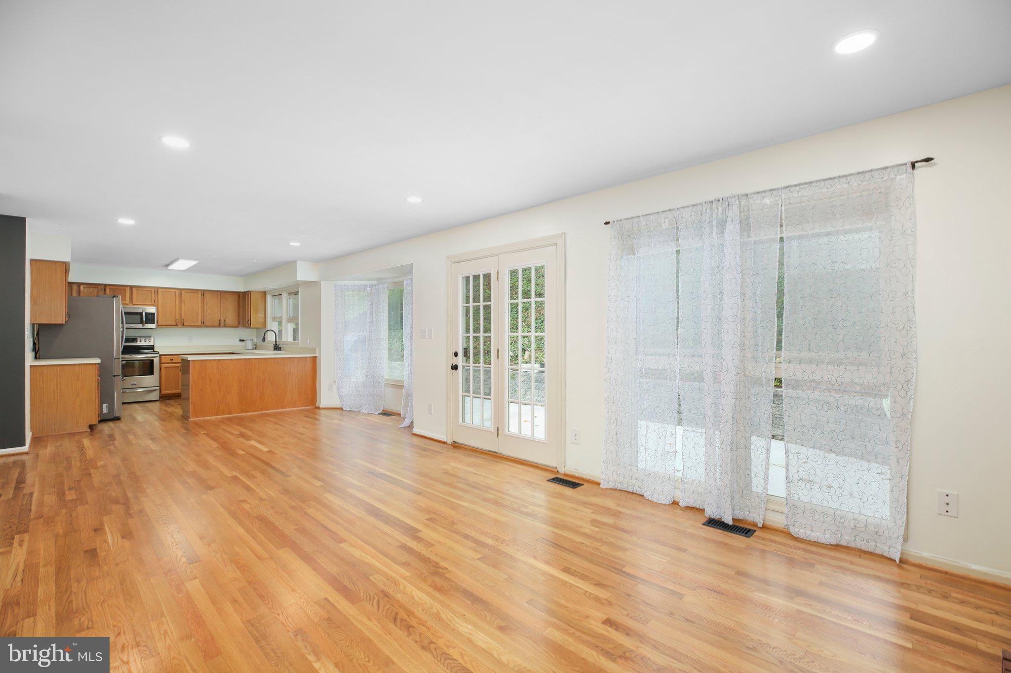 2001 MIDSHIPMAN DRIVE